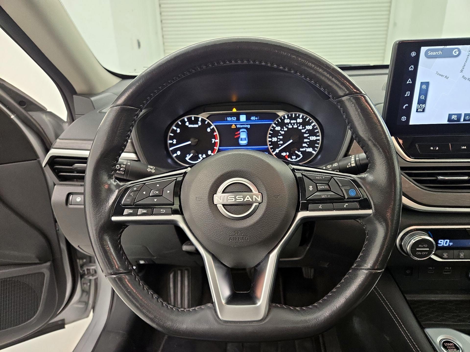 Thumbnail: 2023 Nissan Altima - 10