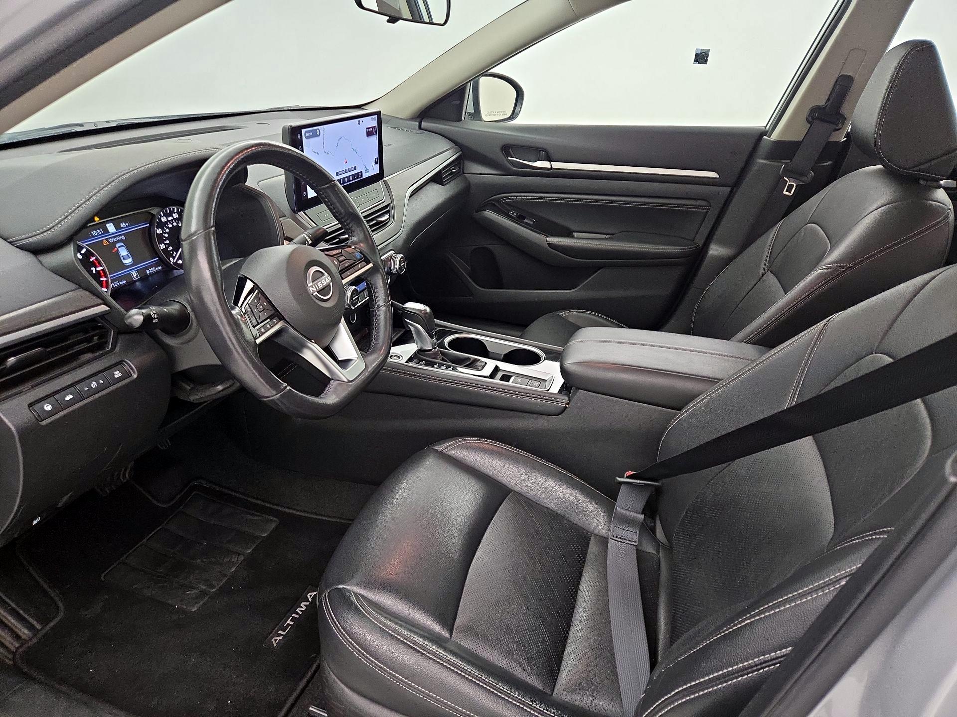 Thumbnail: 2023 Nissan Altima - 11