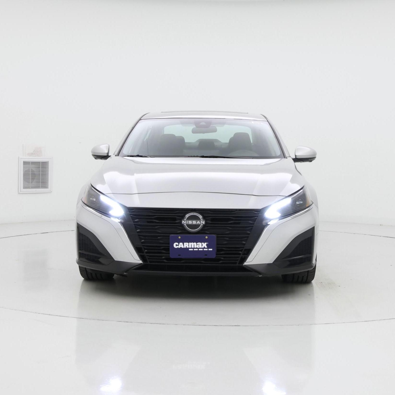 Thumbnail: 2023 Nissan Altima - 5