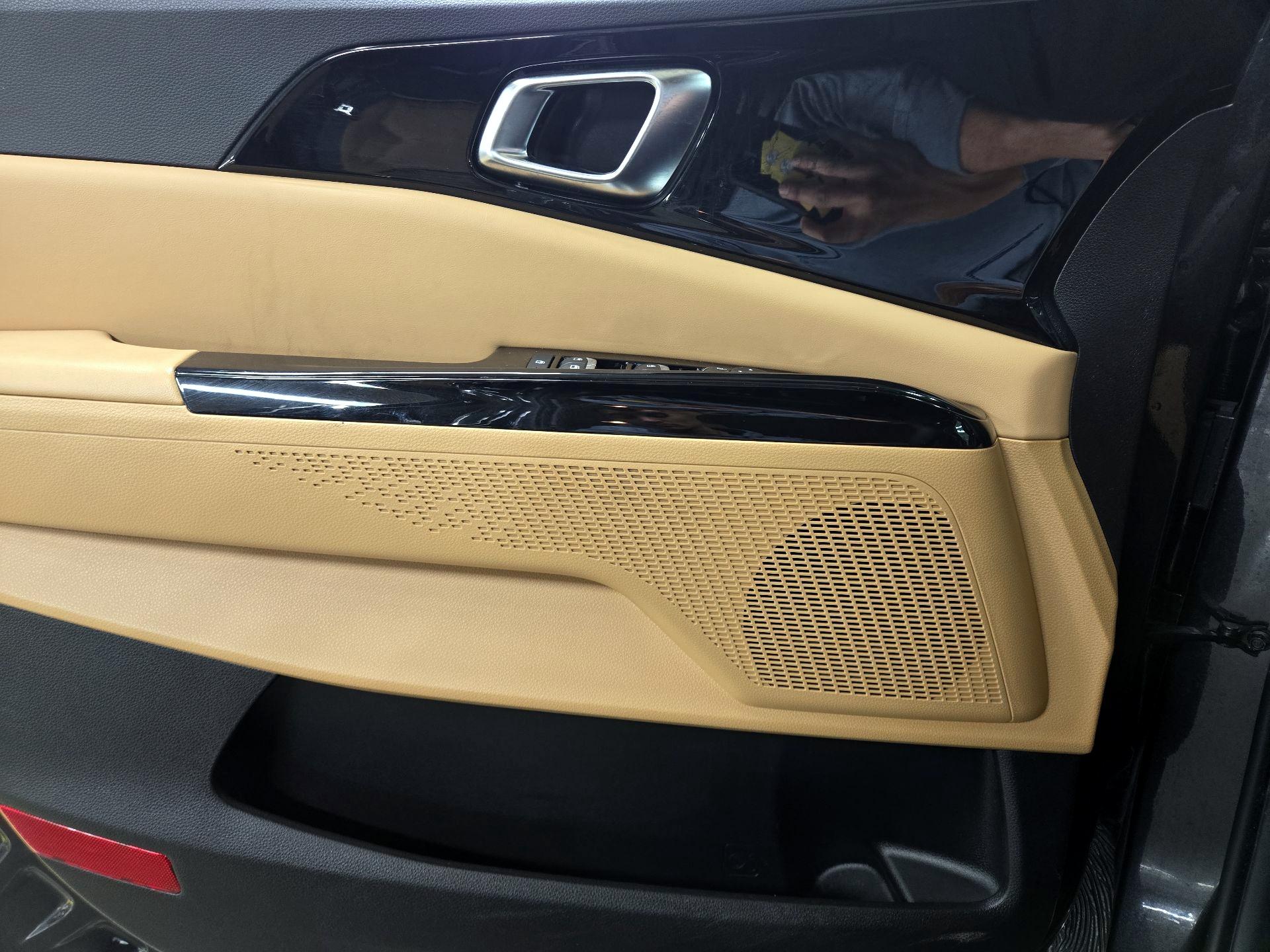 Thumbnail: 2024 Kia Carnival - 12