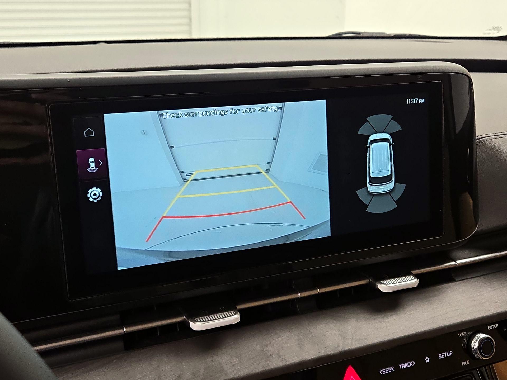 Thumbnail: 2024 Kia Carnival - 15