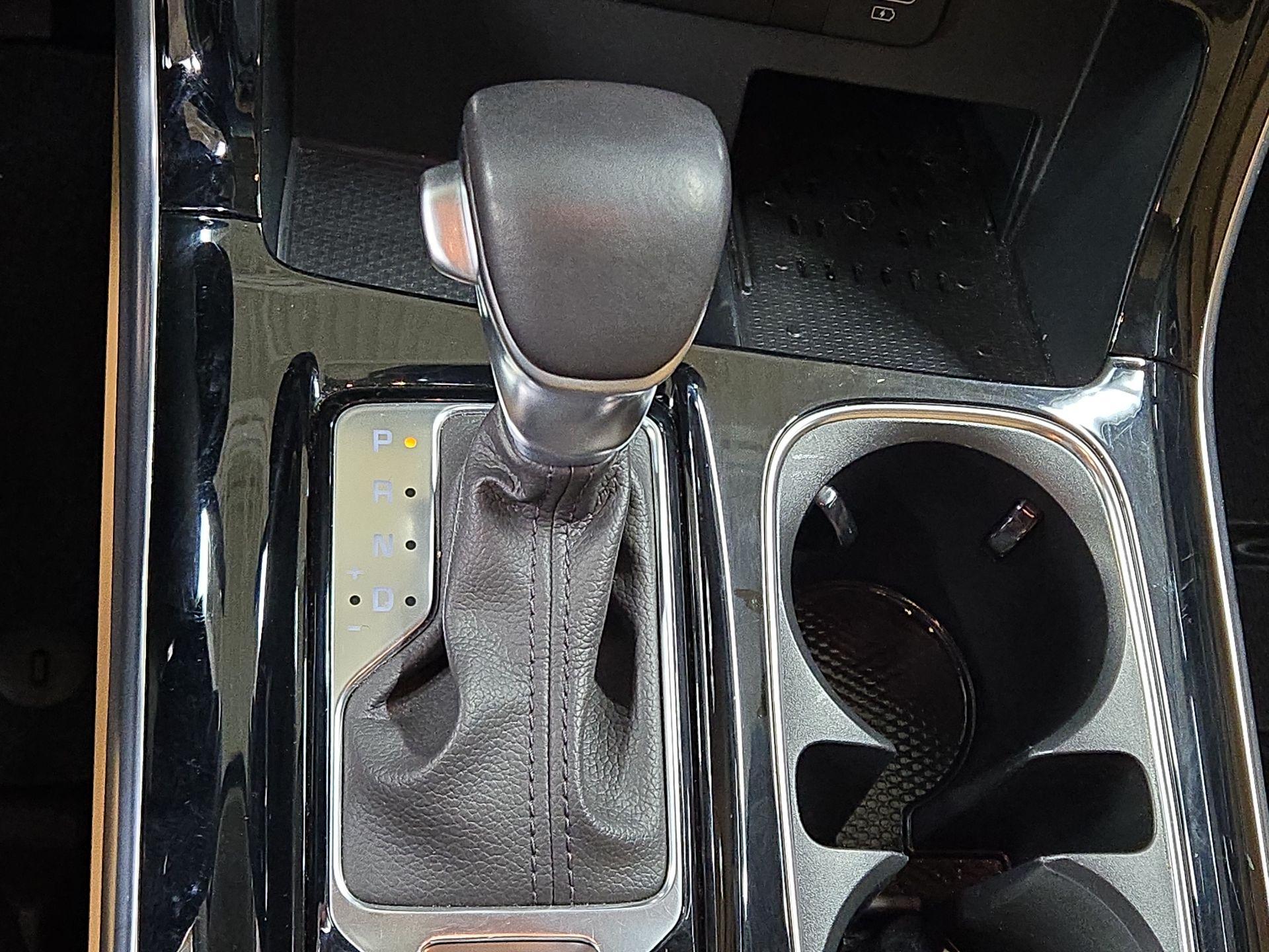 Thumbnail: 2024 Kia Carnival - 18