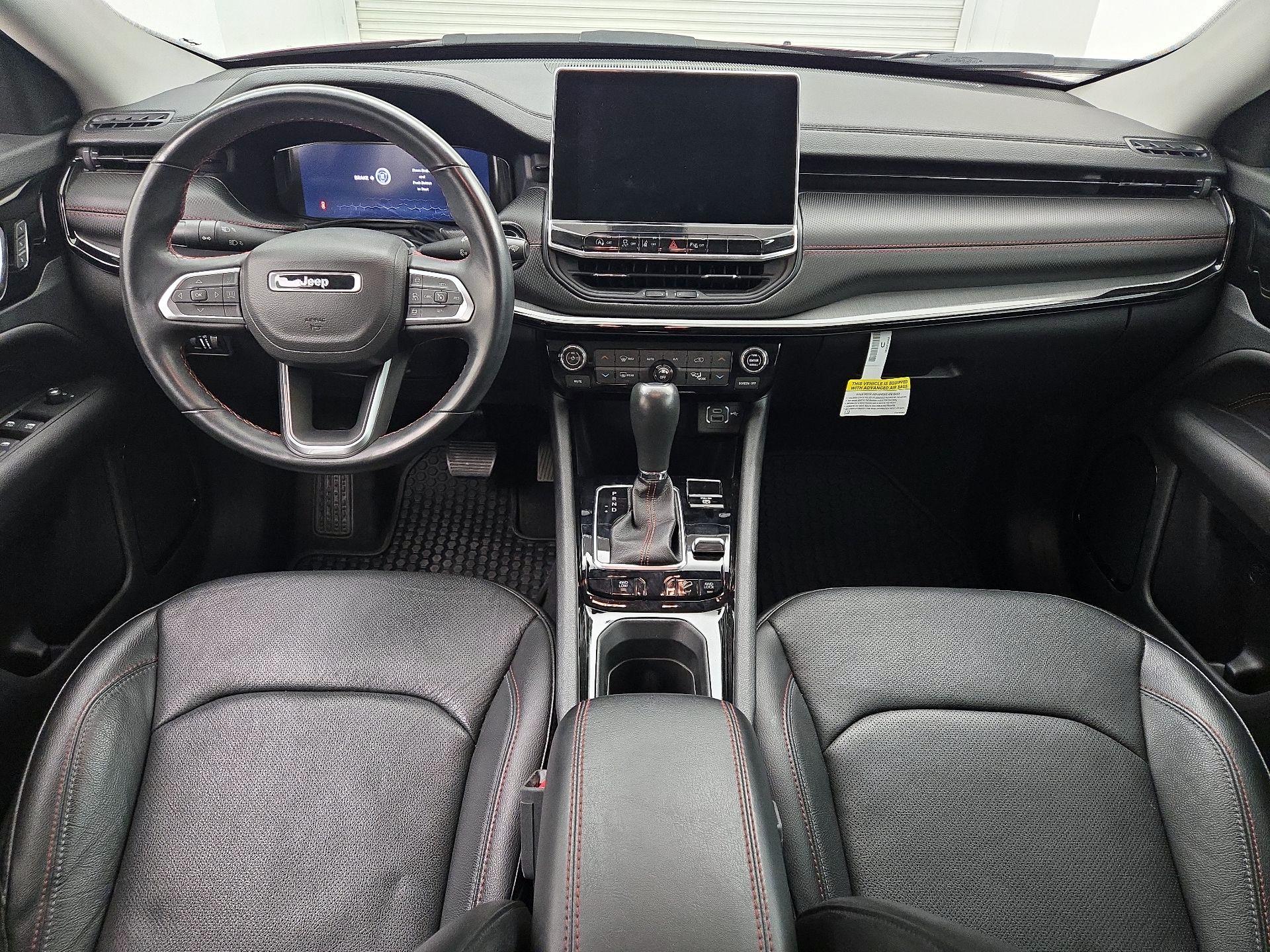 Thumbnail: 2022 Jeep Compass - 9