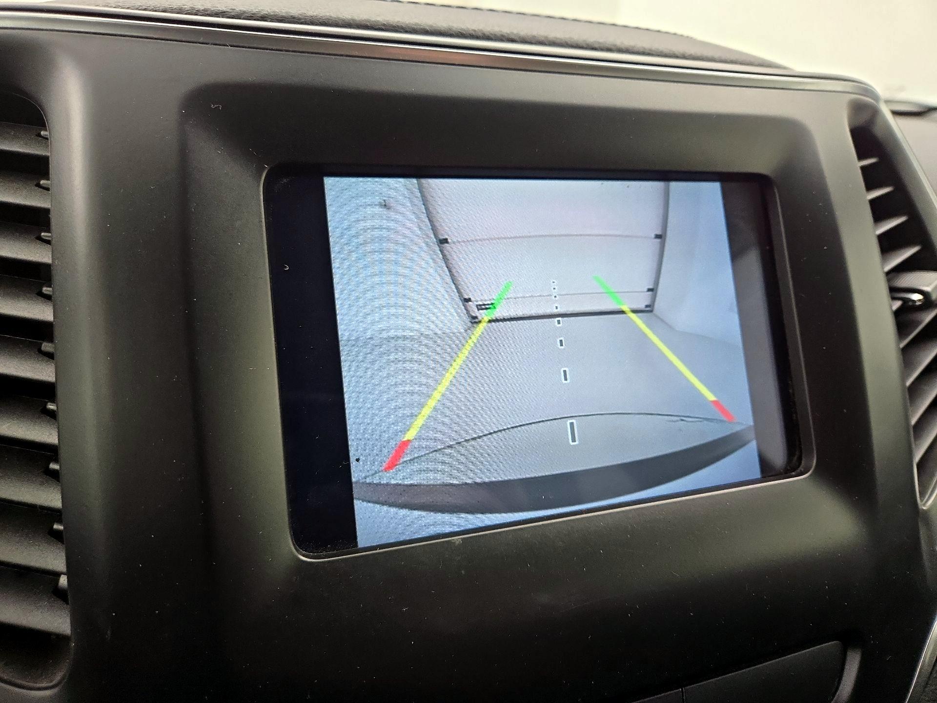 Thumbnail: 2020 Jeep Cherokee - 13