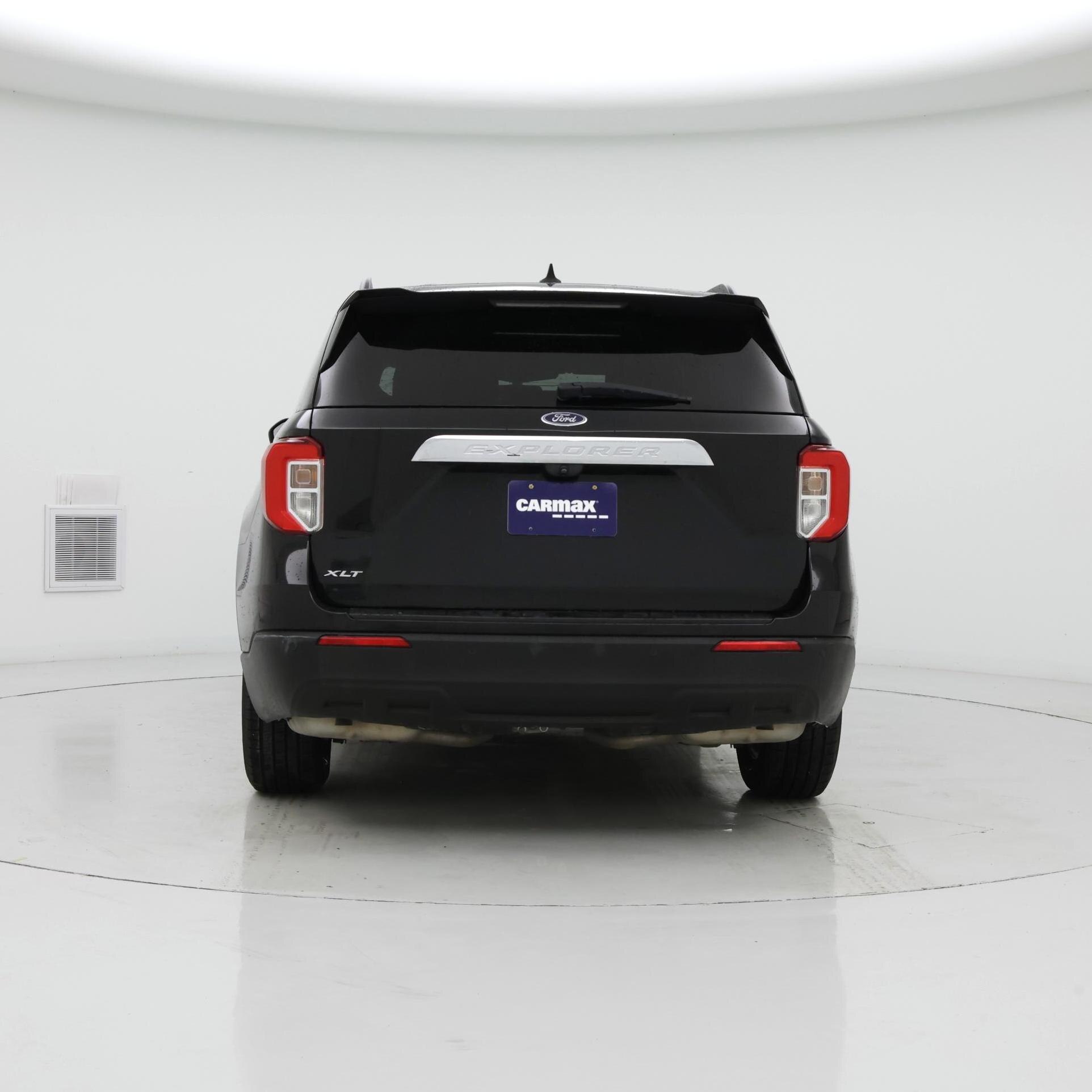 Thumbnail: 2022 Ford Explorer - 6