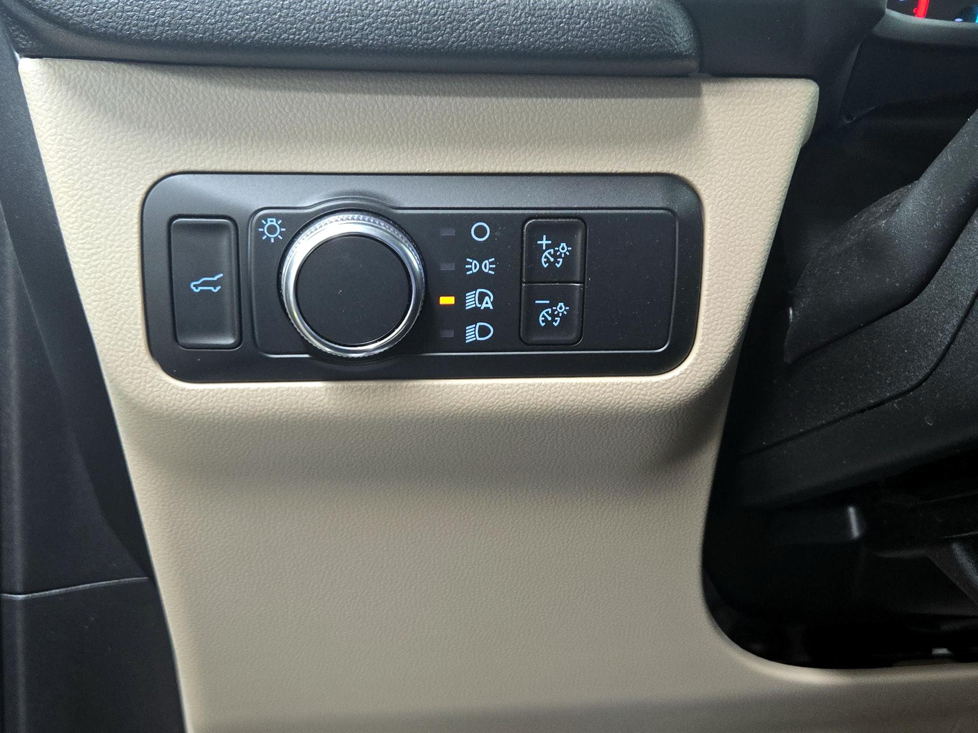 Thumbnail: 2022 Ford Escape - 13