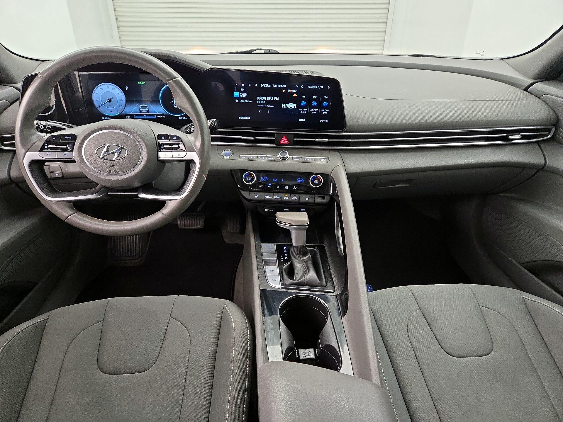 Thumbnail: 2023 Hyundai Elantra - 9