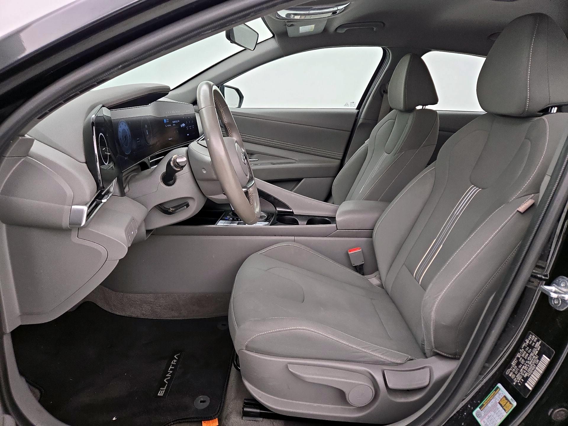 Thumbnail: 2023 Hyundai Elantra - 11