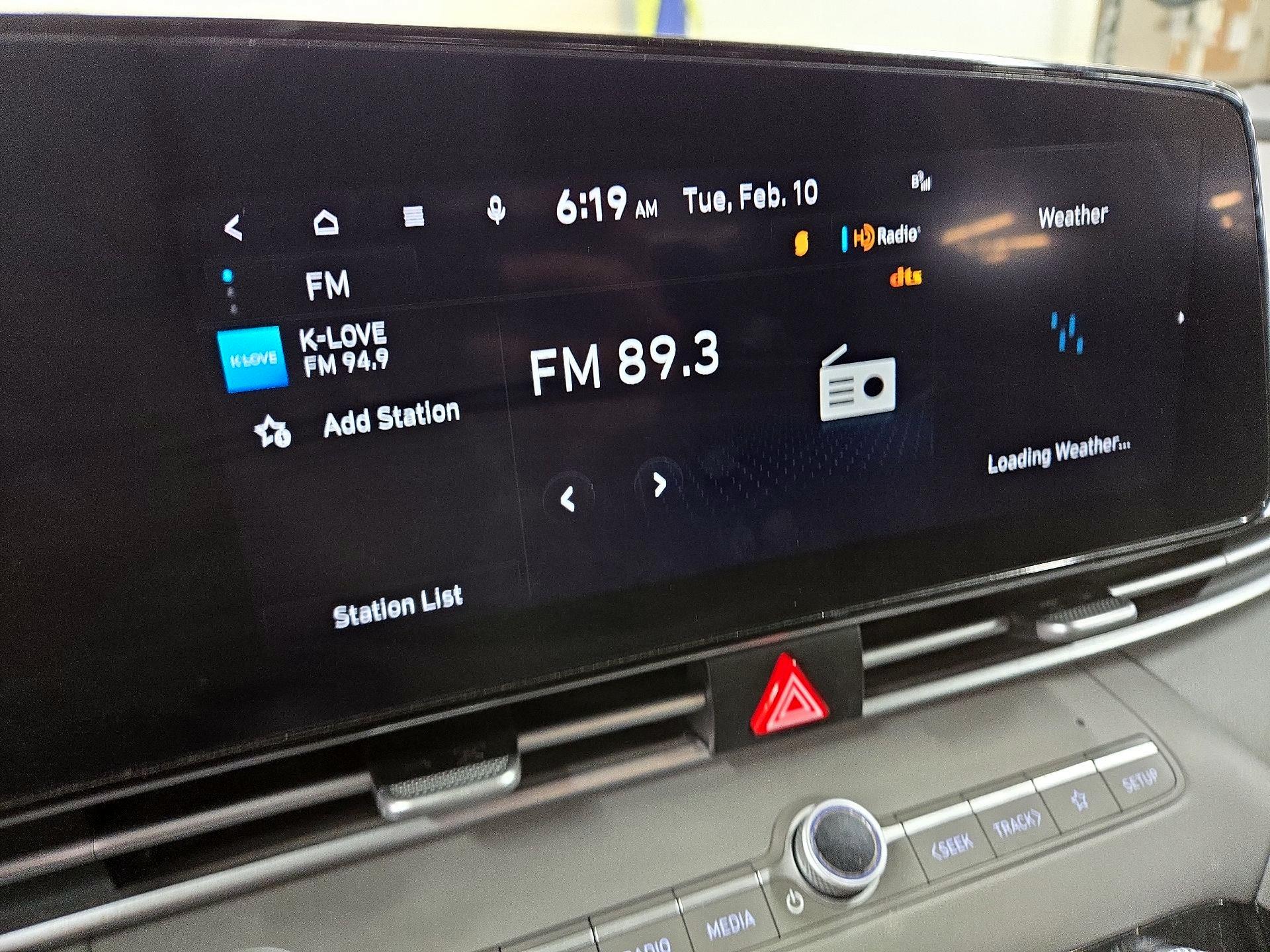 Thumbnail: 2023 Hyundai Elantra - 14