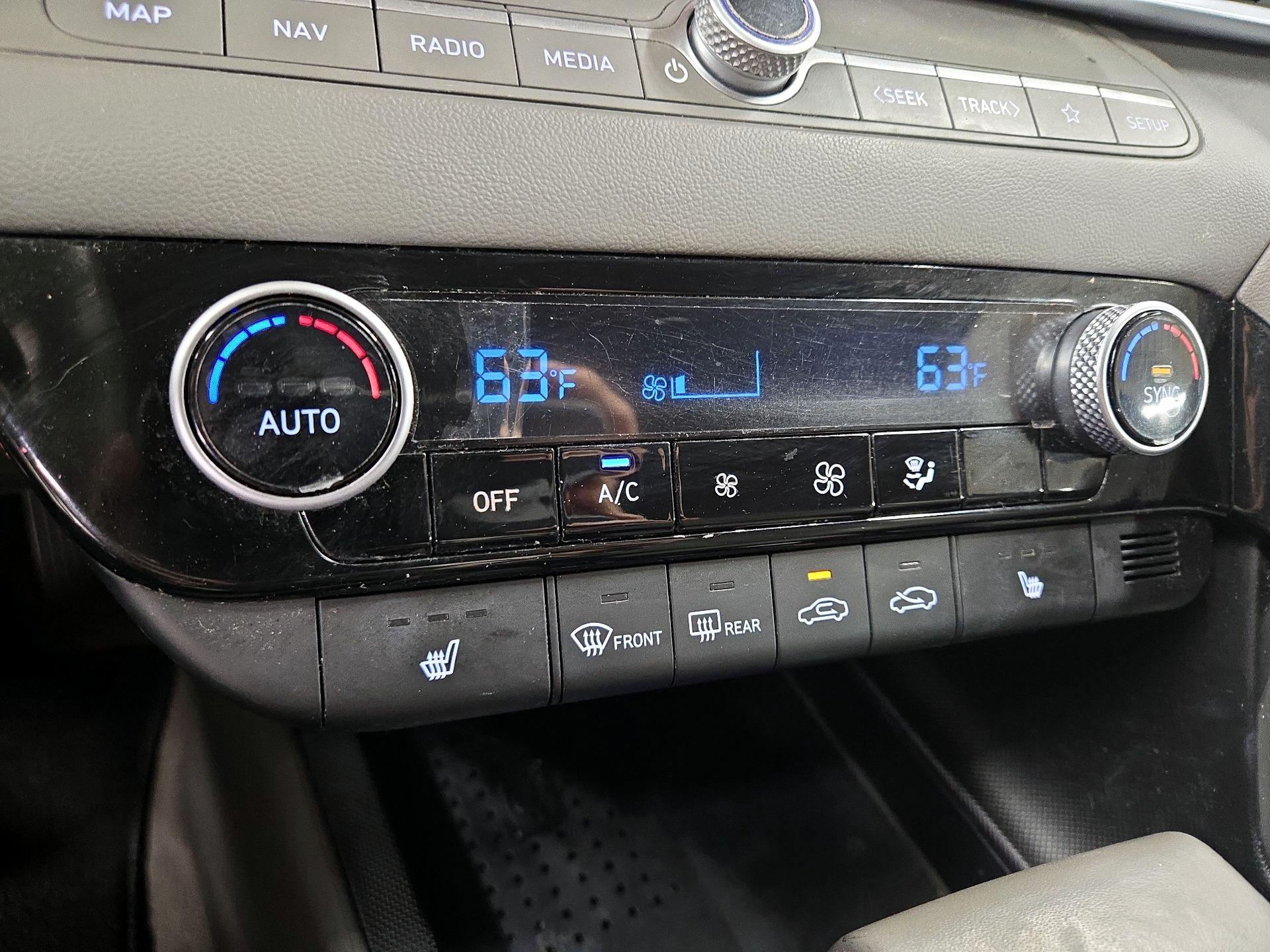 Thumbnail: 2023 Hyundai Elantra - 15