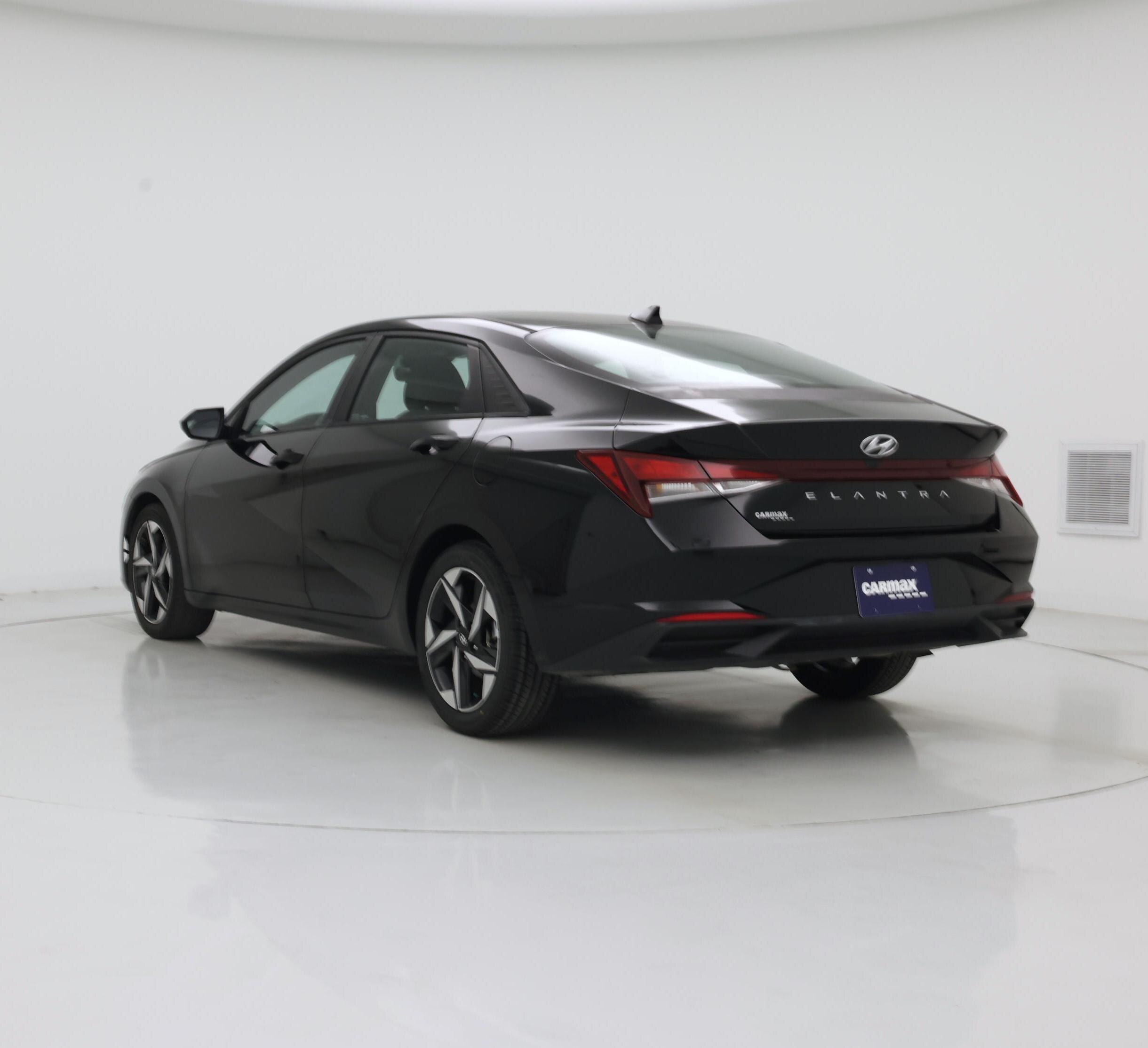 Thumbnail: 2023 Hyundai Elantra - 2