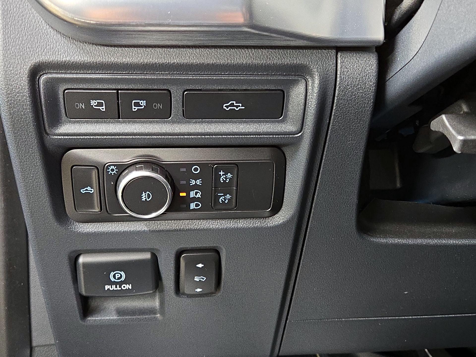 Thumbnail: 2022 Ford F-150 - 13