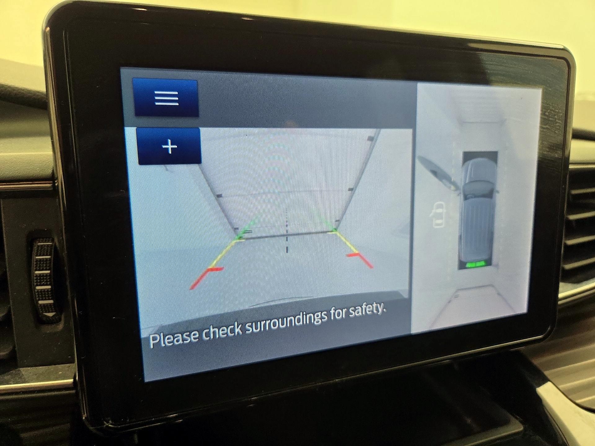 Thumbnail: 2021 Ford Explorer - 15