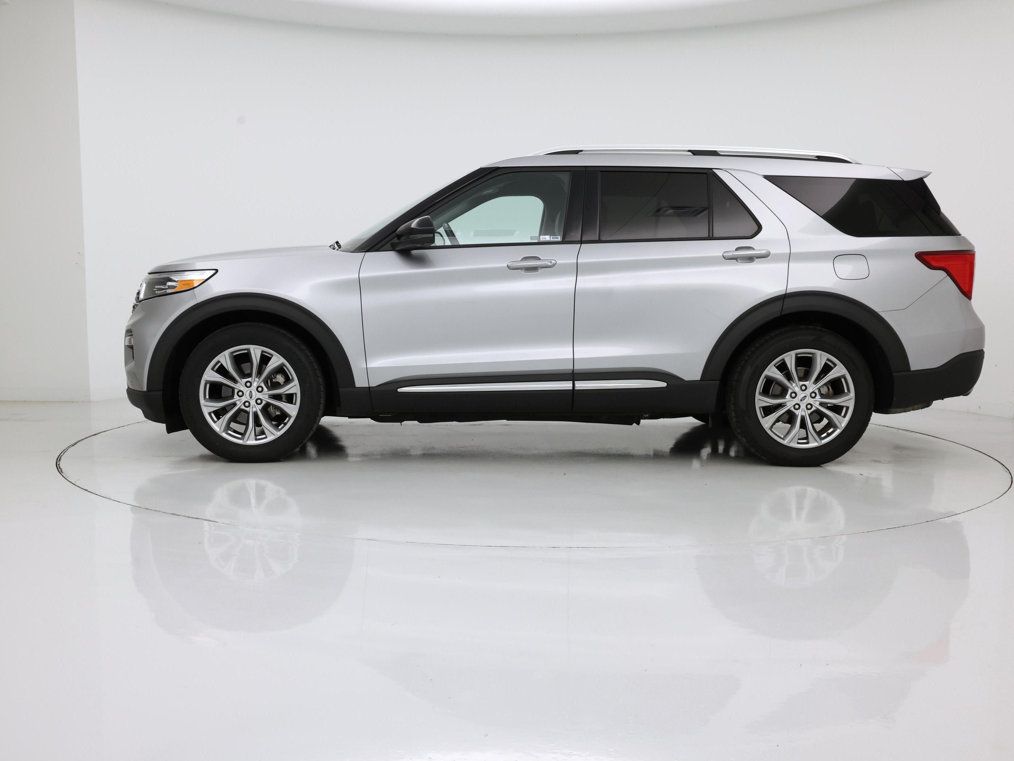Thumbnail: 2021 Ford Explorer - 3