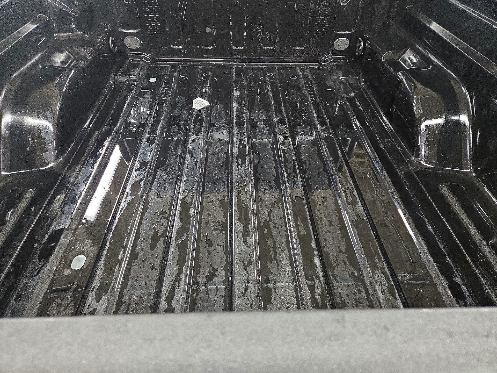 Thumbnail: 2022 Jeep Gladiator - 19