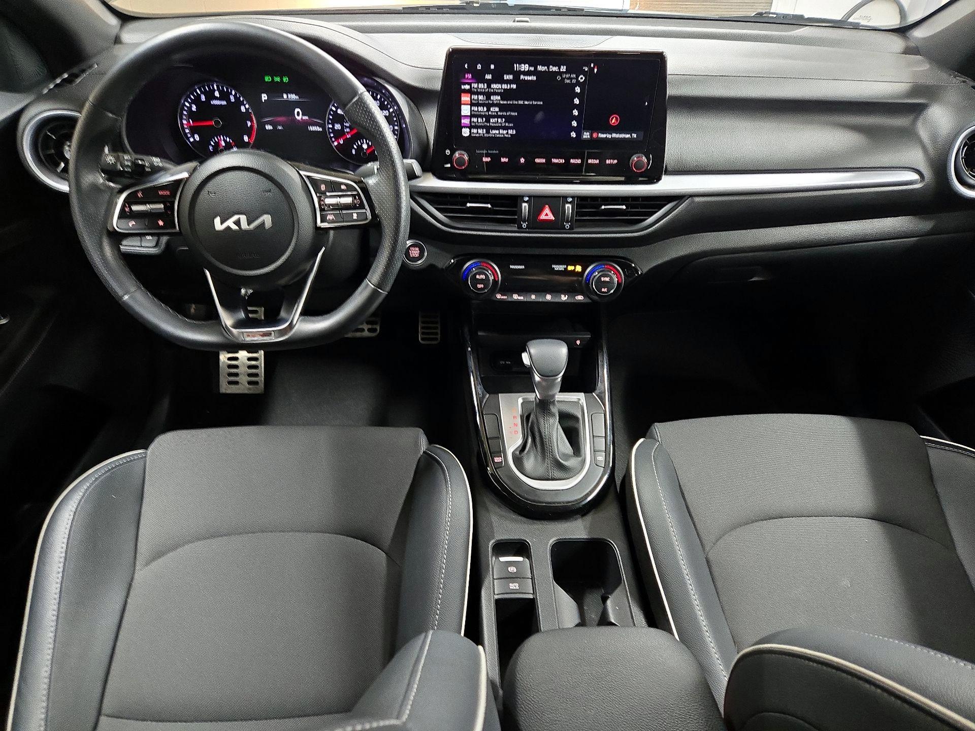 Thumbnail: 2024 Kia Forte - 9