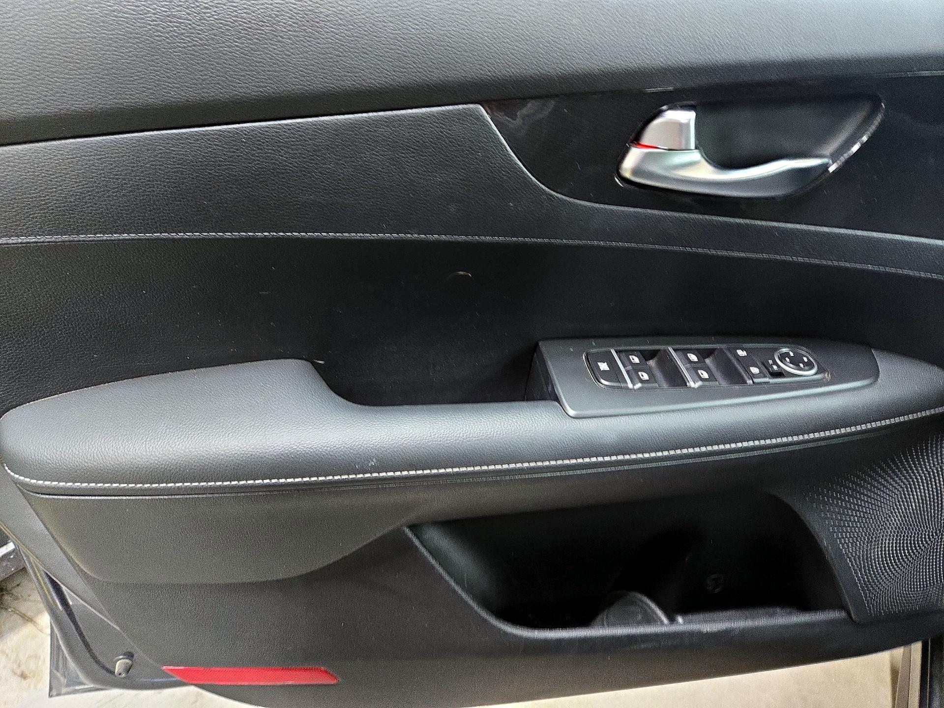 Thumbnail: 2024 Kia Forte - 12