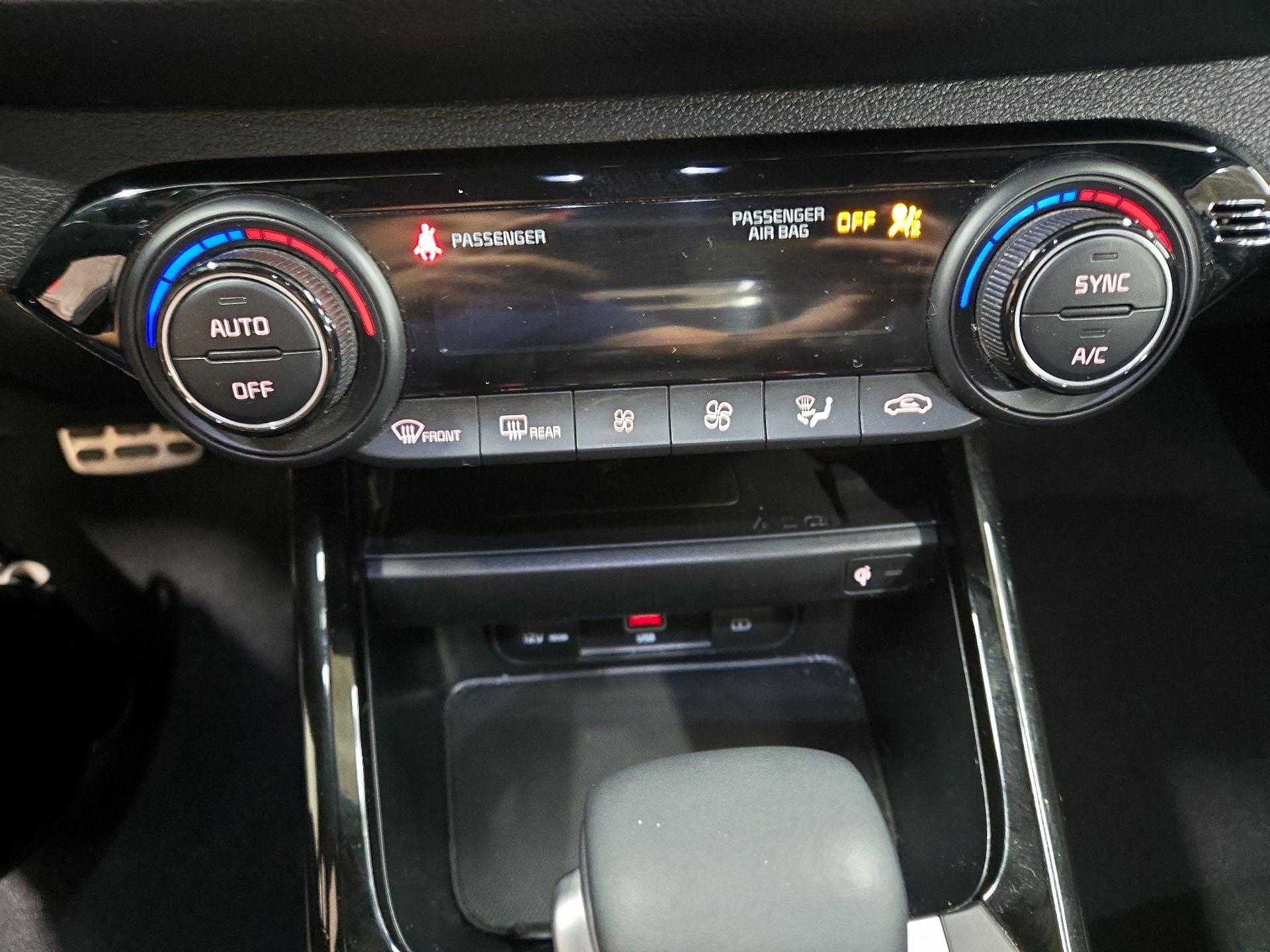 Thumbnail: 2024 Kia Forte - 15