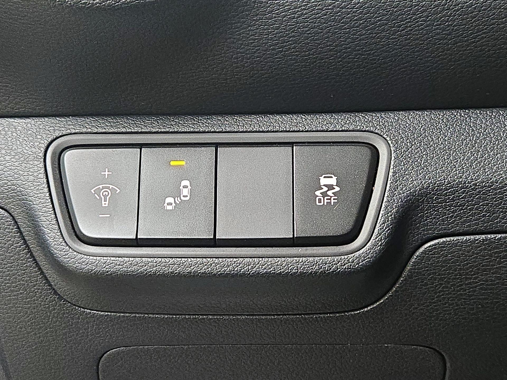 Thumbnail: 2024 Kia Forte - 13