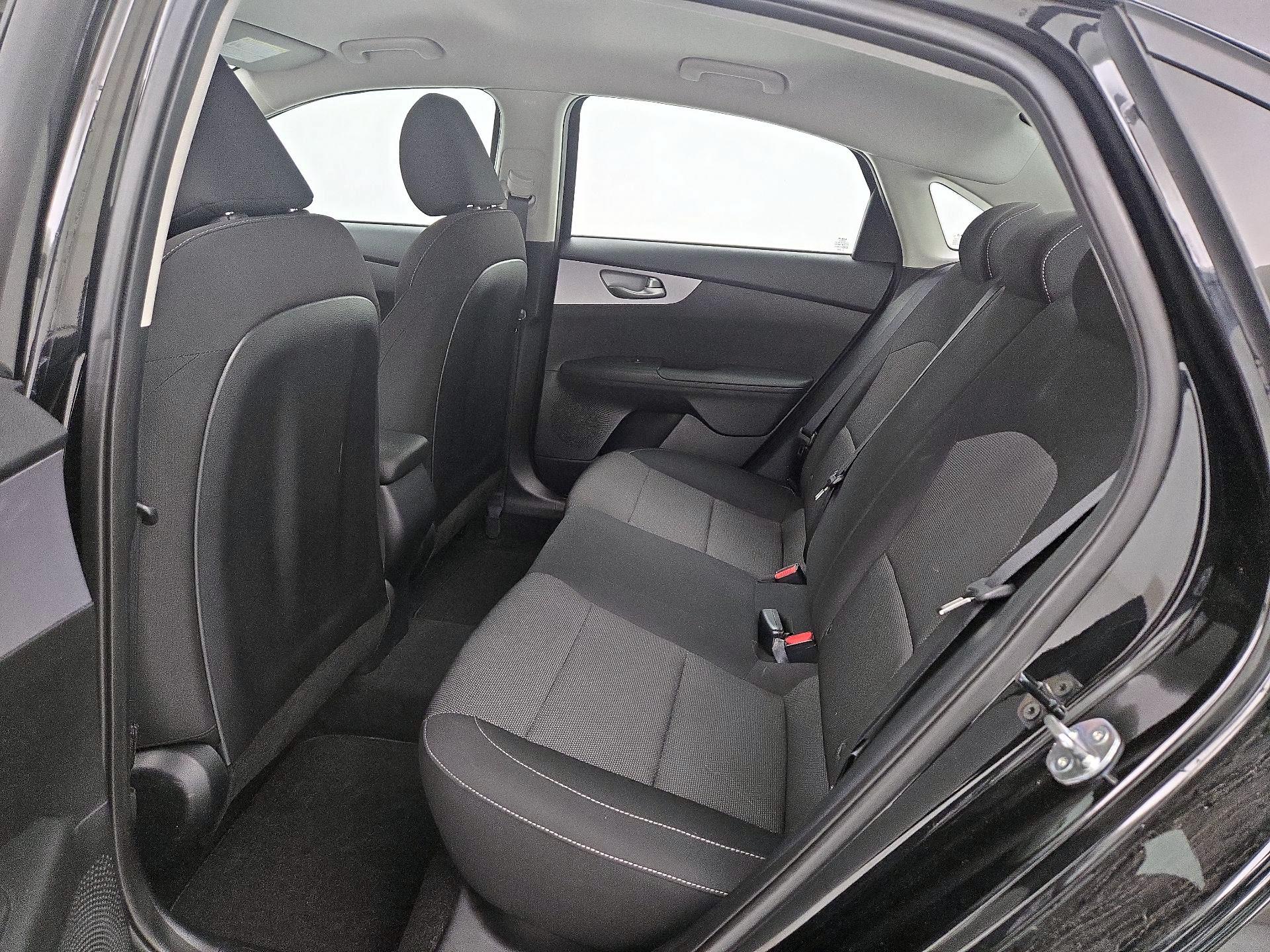 Thumbnail: 2024 Kia Forte - 19