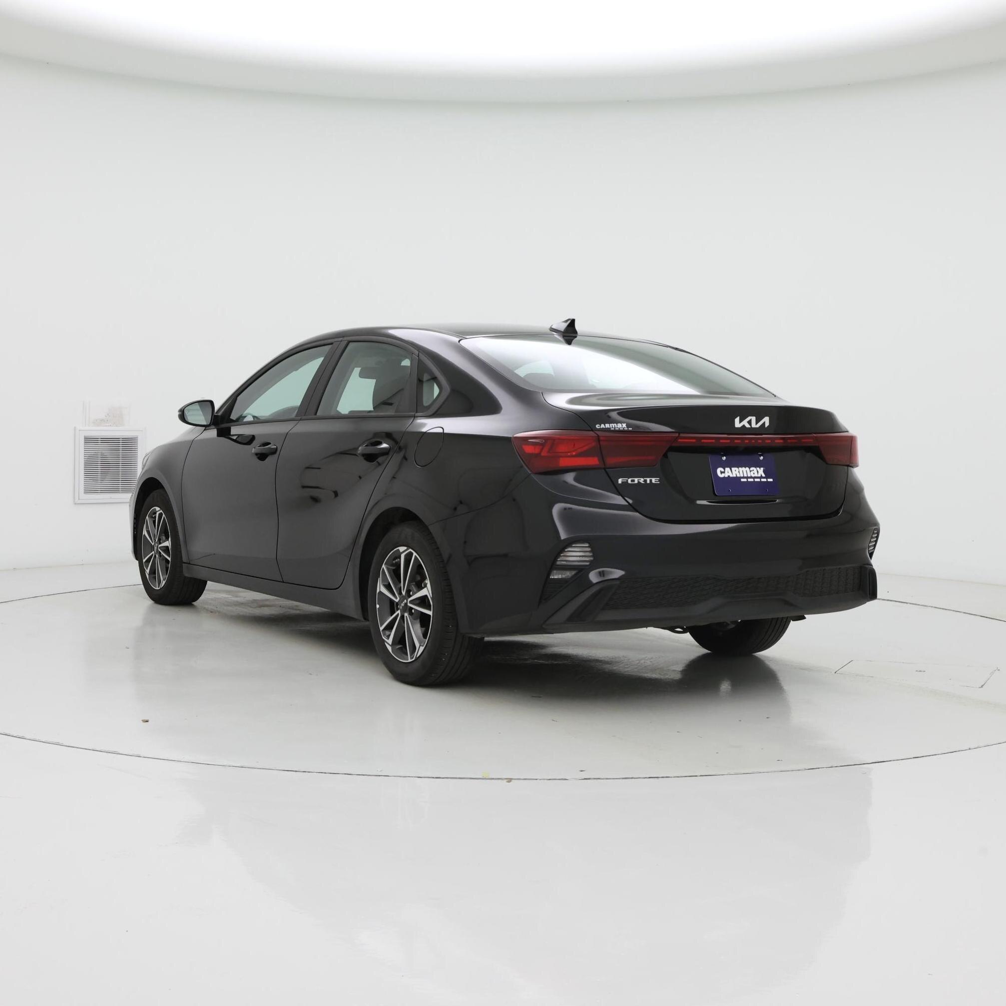 Thumbnail: 2024 Kia Forte - 2