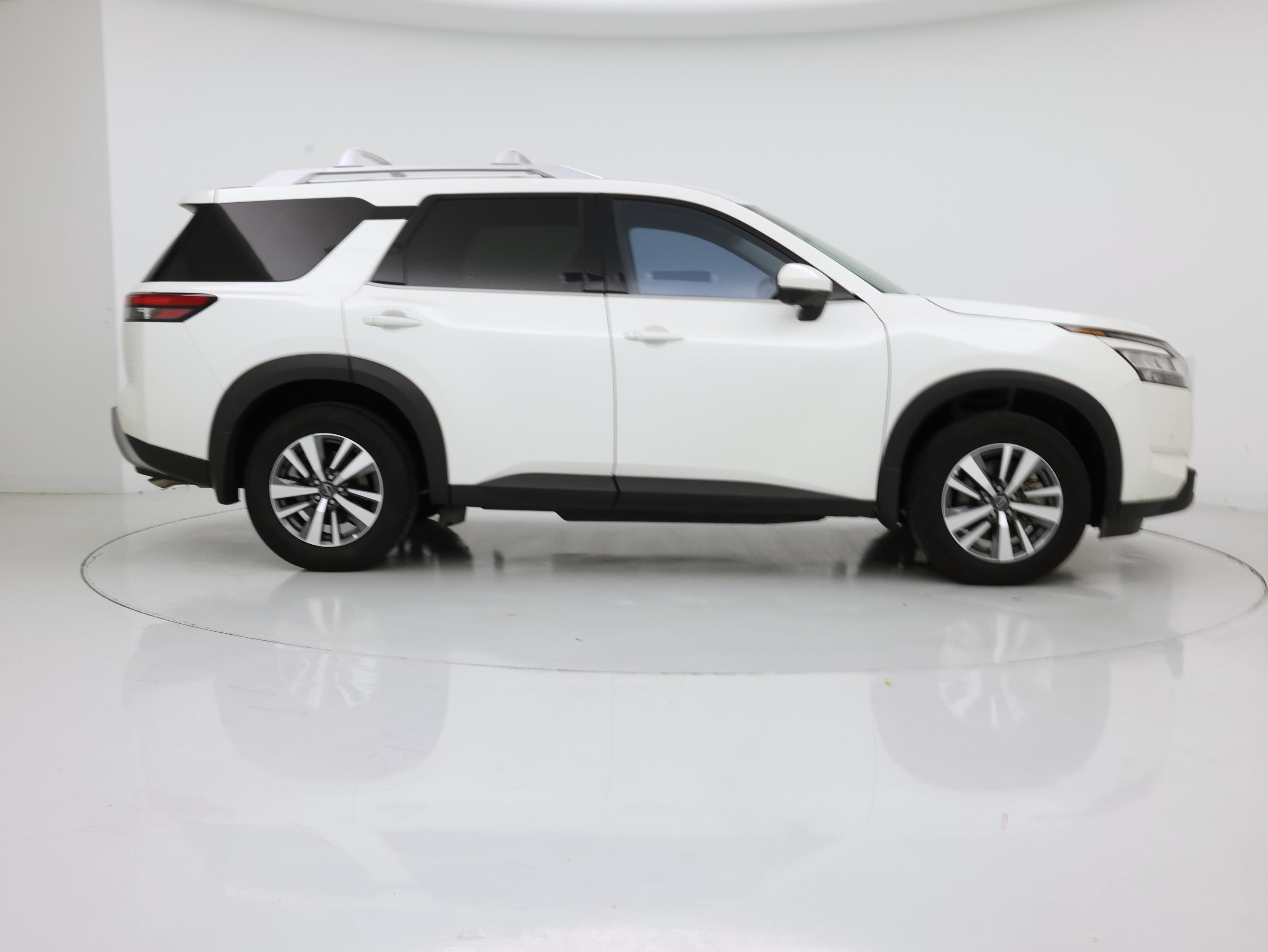 Thumbnail: 2024 Nissan Pathfinder - 7