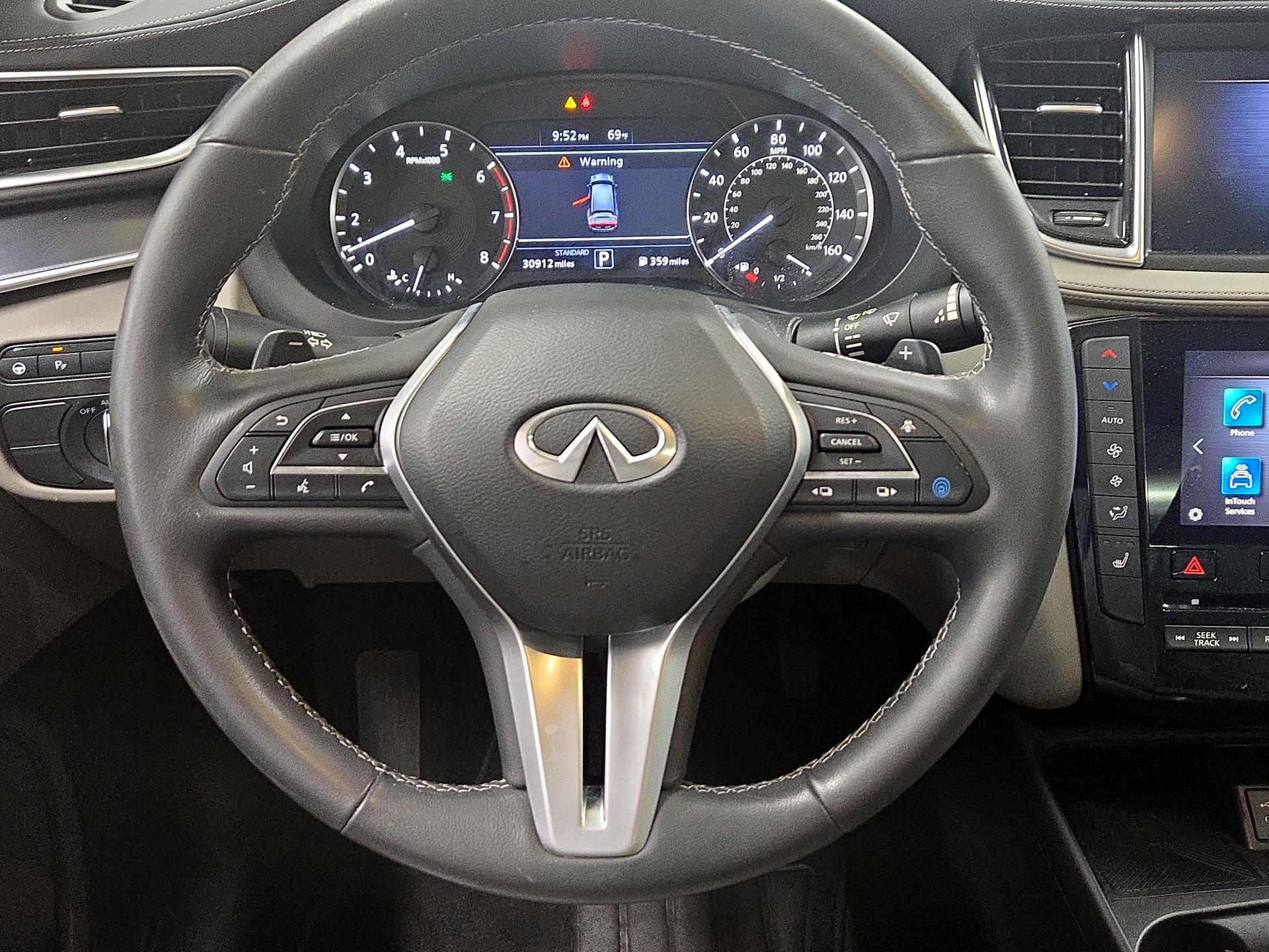 Thumbnail: 2023 INFINITI QX50 - 10