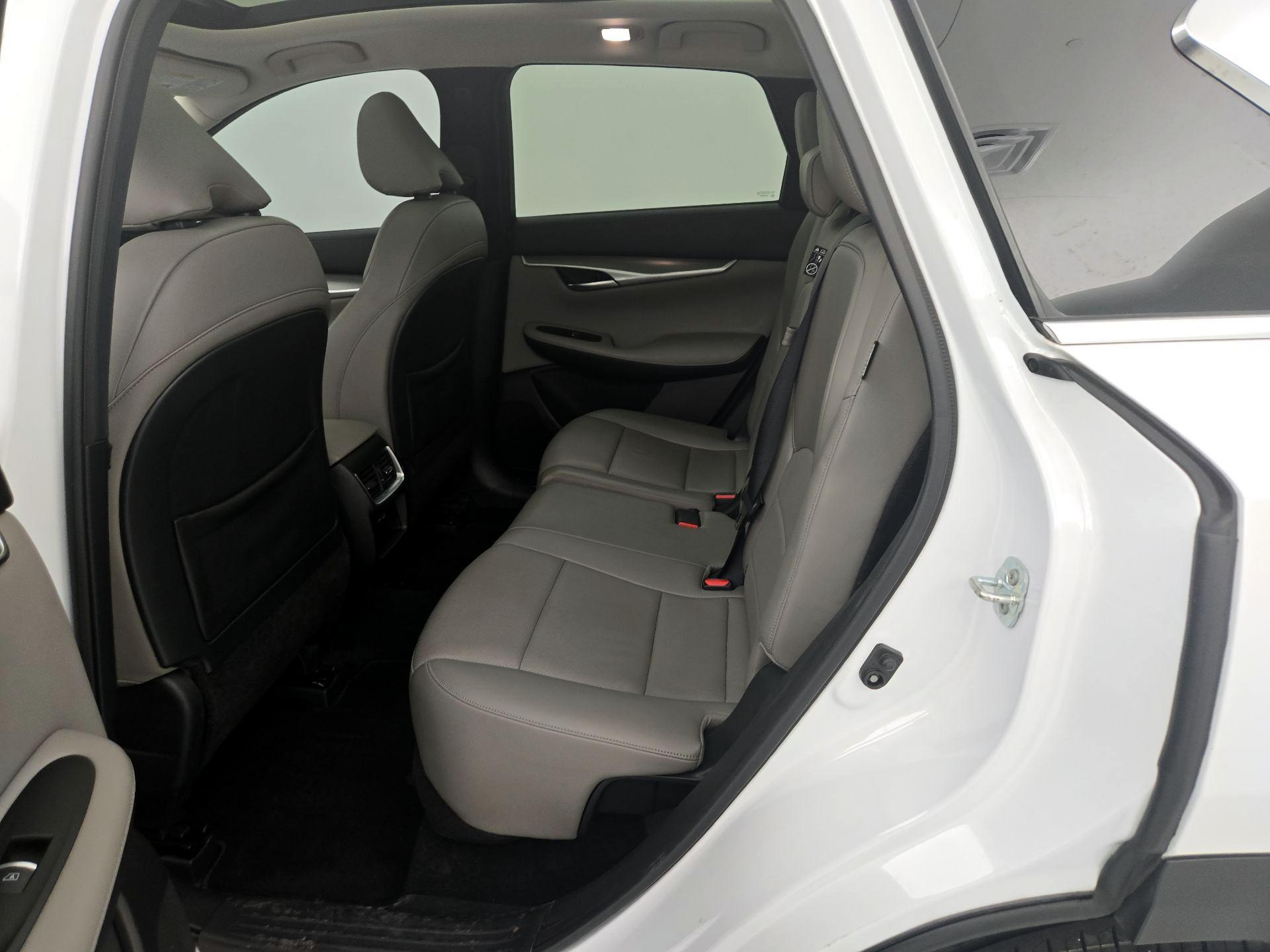 Thumbnail: 2023 INFINITI QX50 - 20