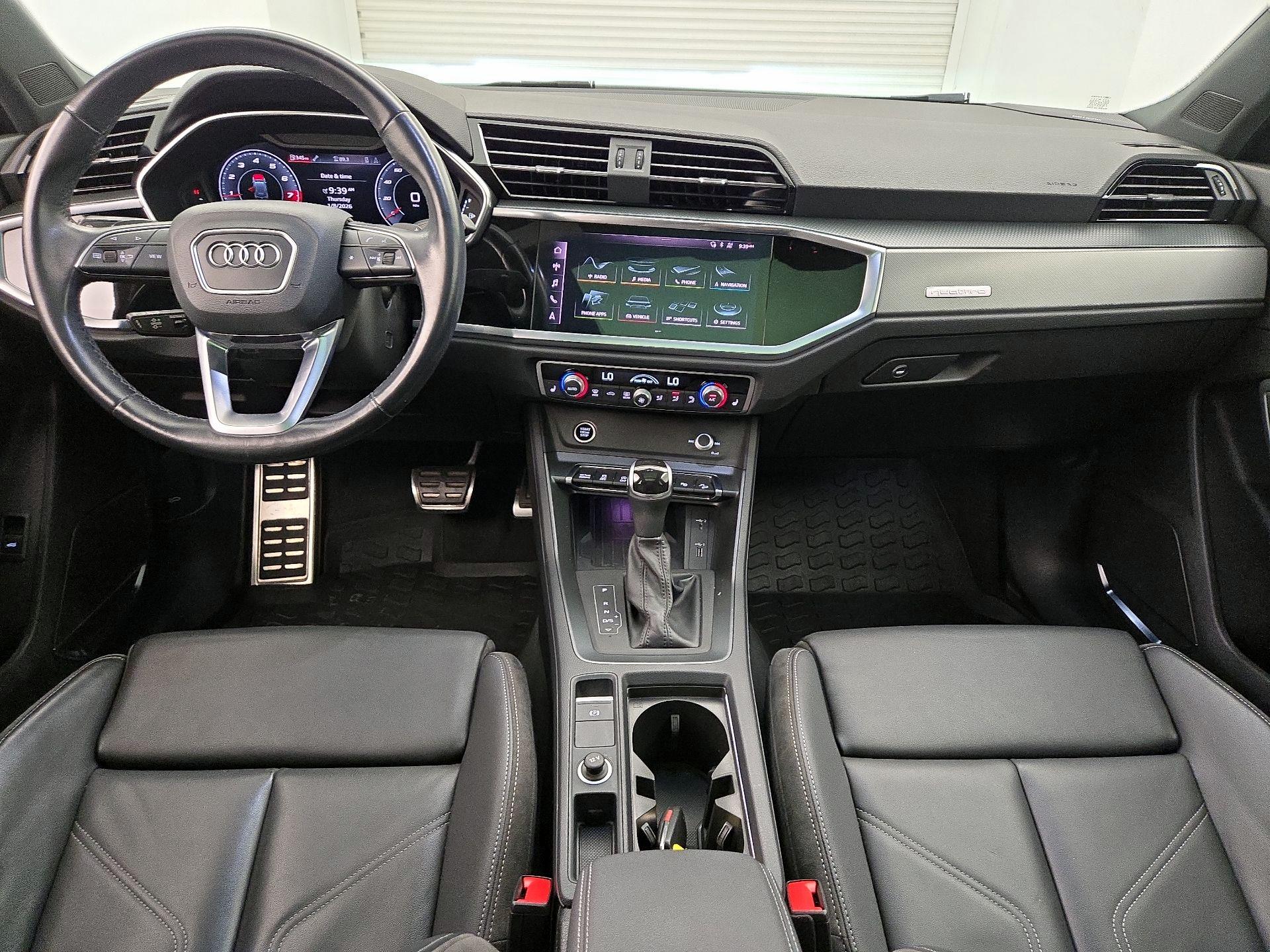 Thumbnail: 2021 Audi Q3 - 9