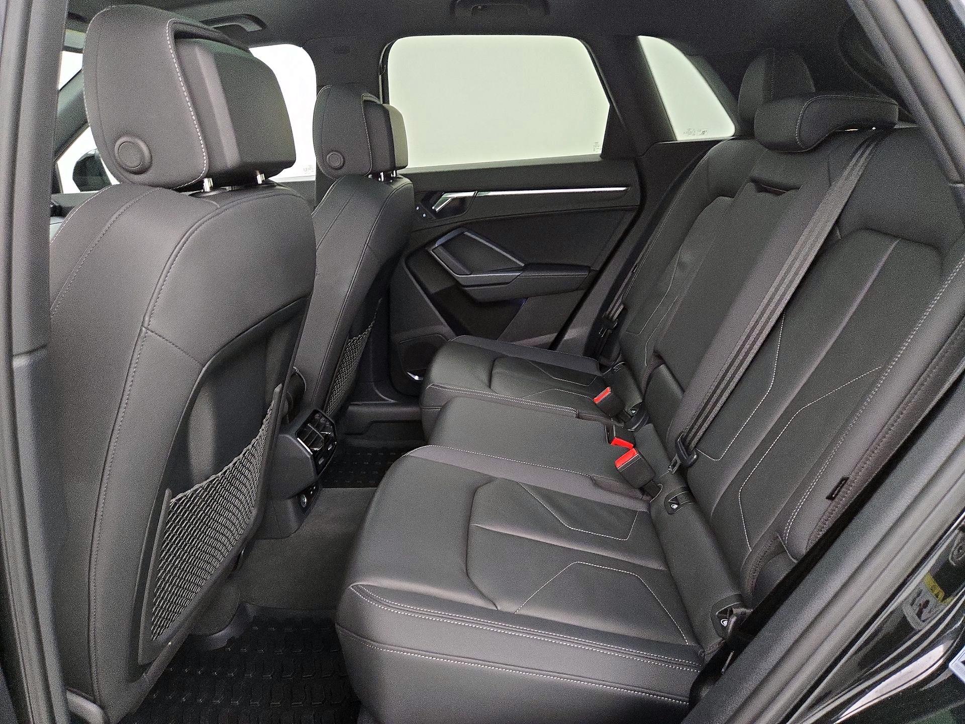 Thumbnail: 2021 Audi Q3 - 20