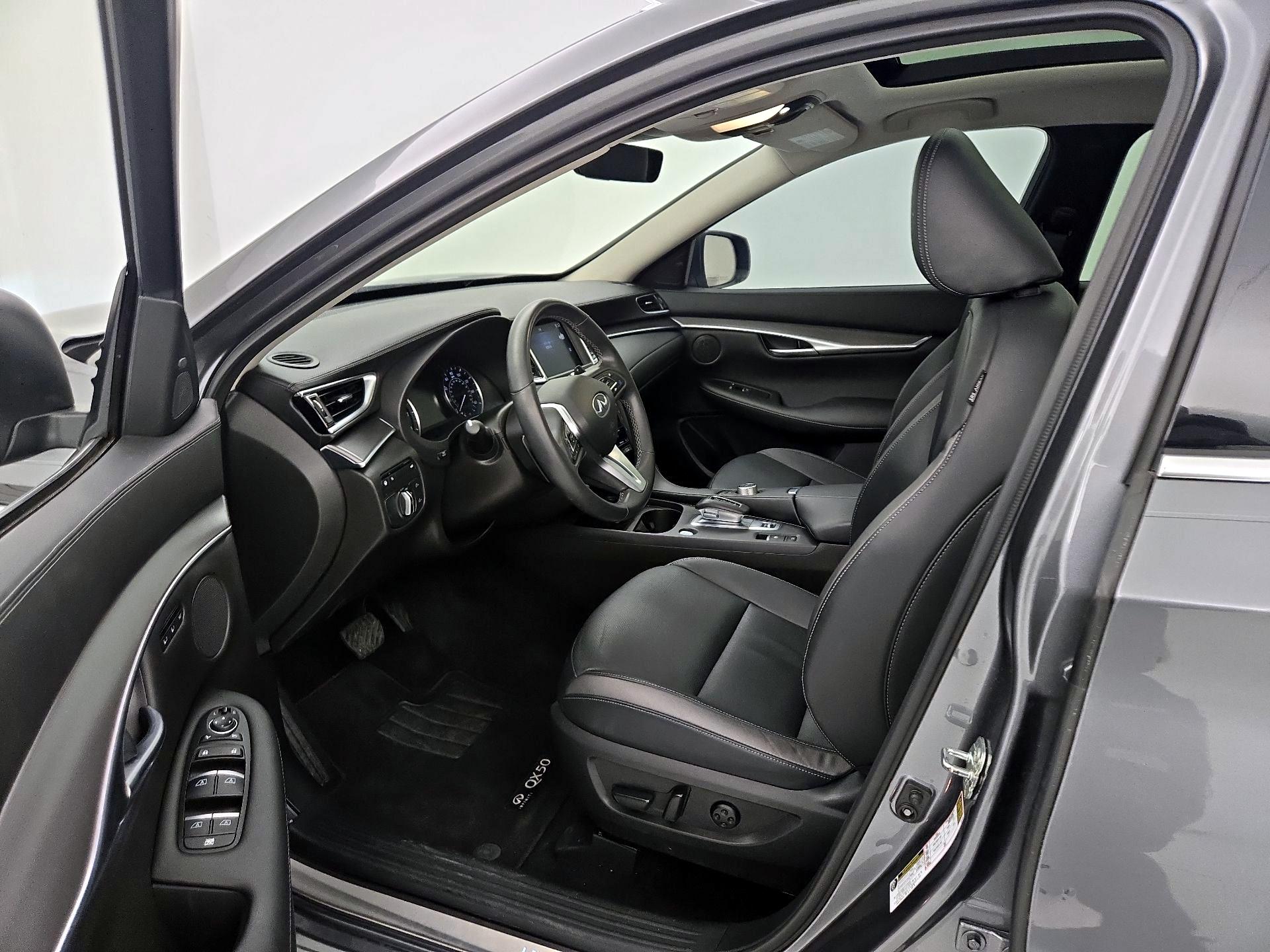 Thumbnail: 2023 INFINITI QX50 - 11