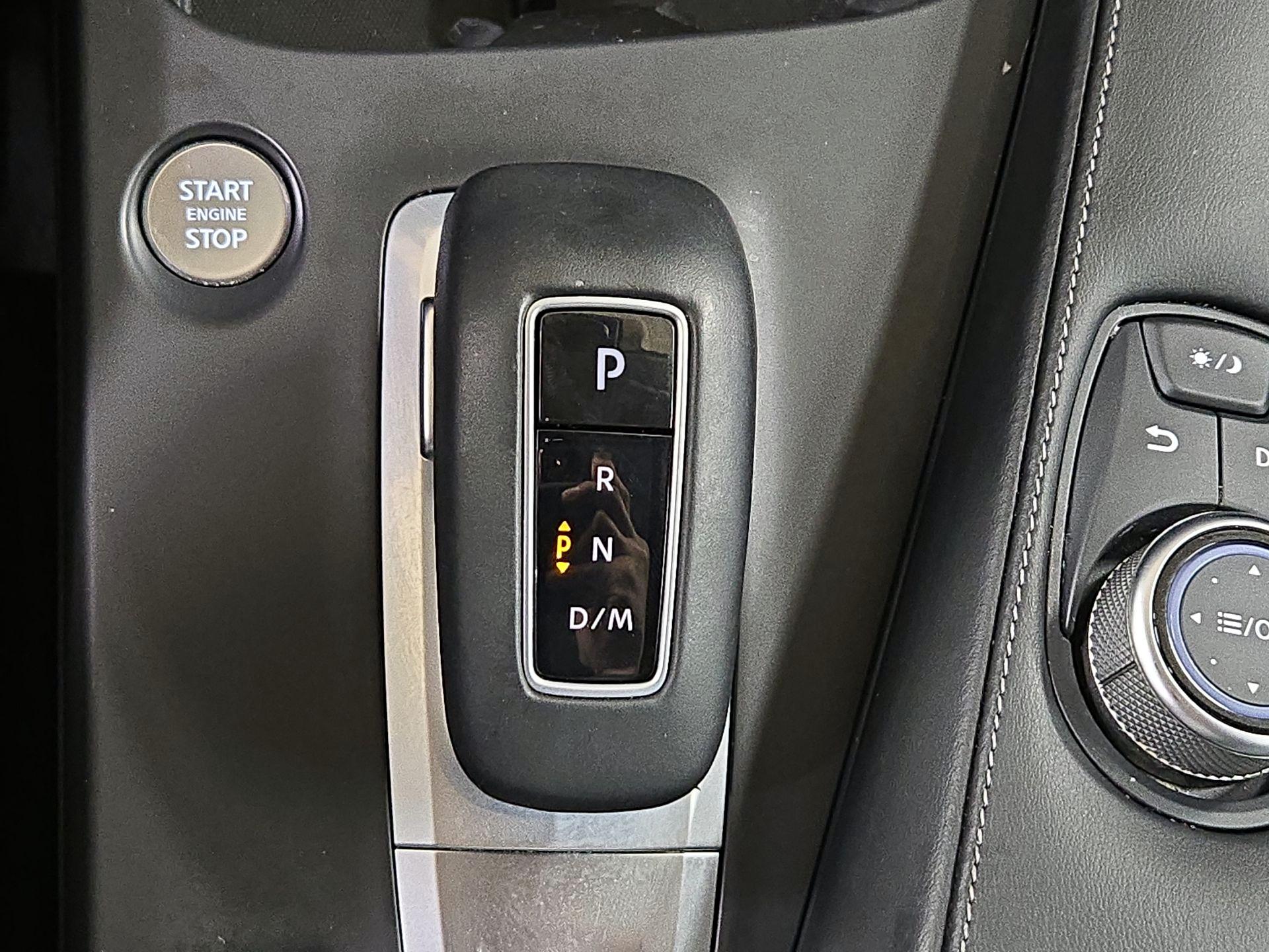 Thumbnail: 2023 INFINITI QX50 - 17