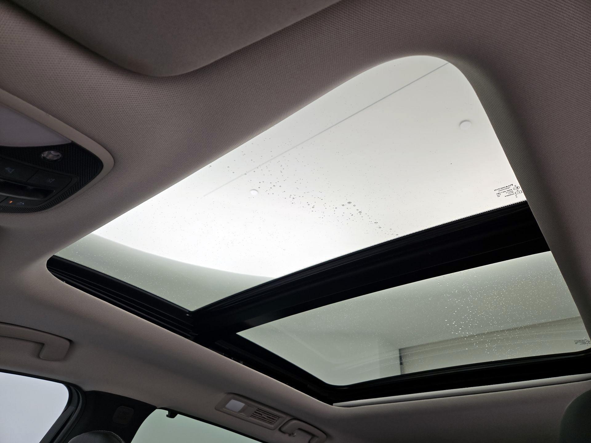 Thumbnail: 2023 INFINITI QX60 - 20