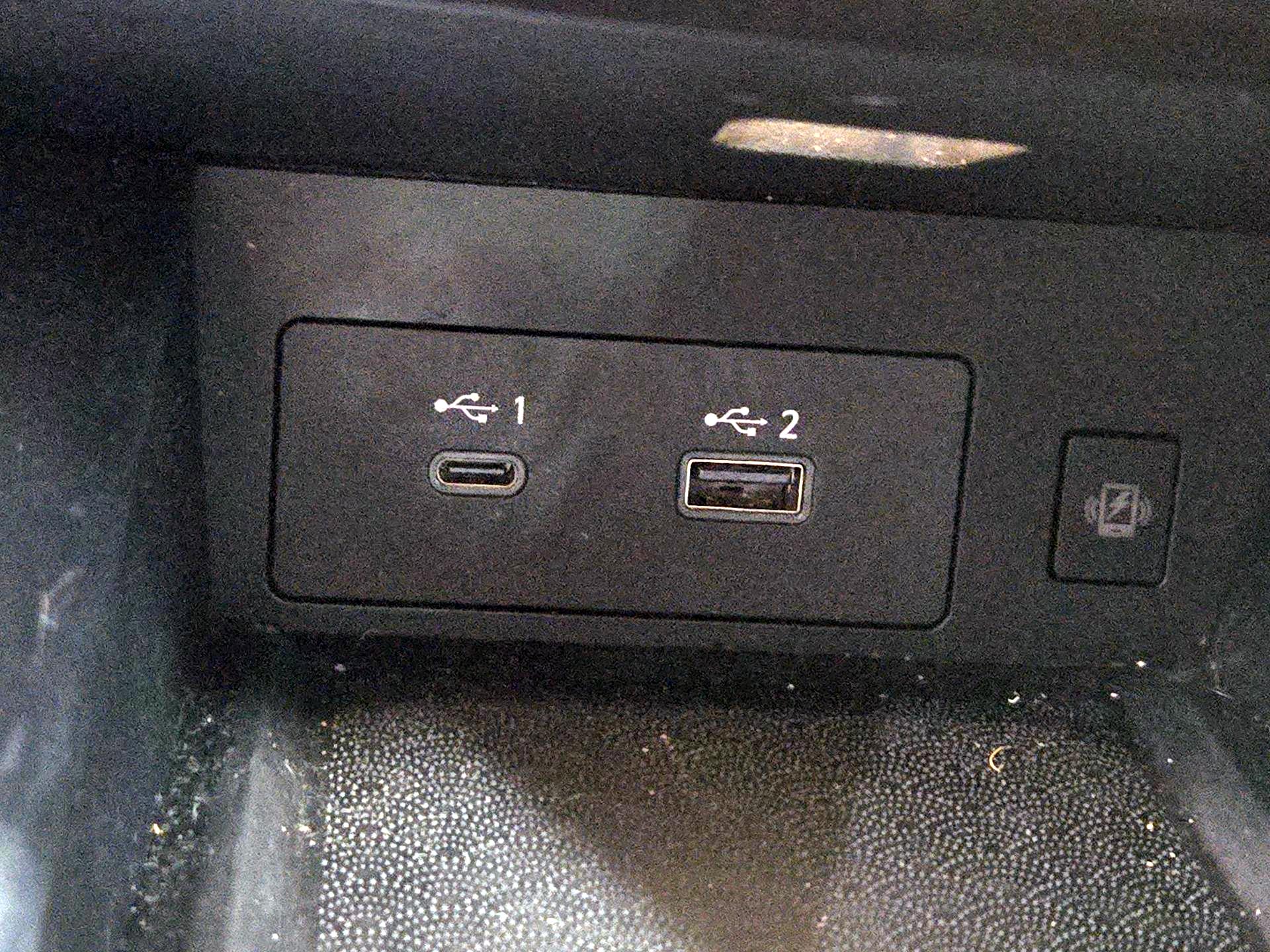 Thumbnail: 2023 INFINITI QX60 - 18