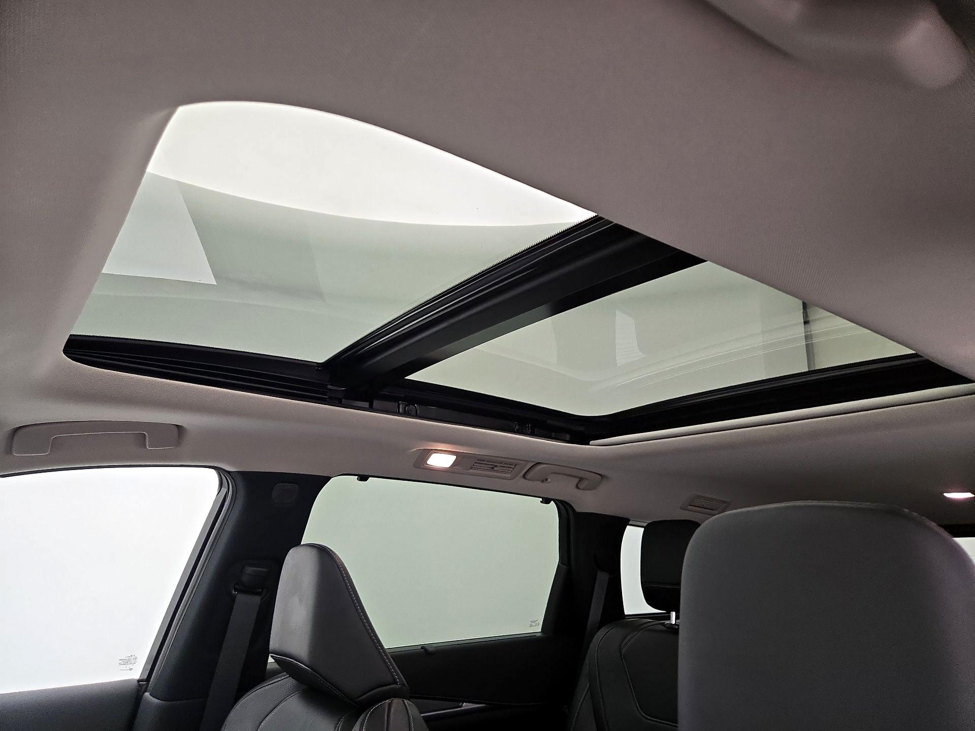 Thumbnail: 2023 INFINITI QX60 - 19