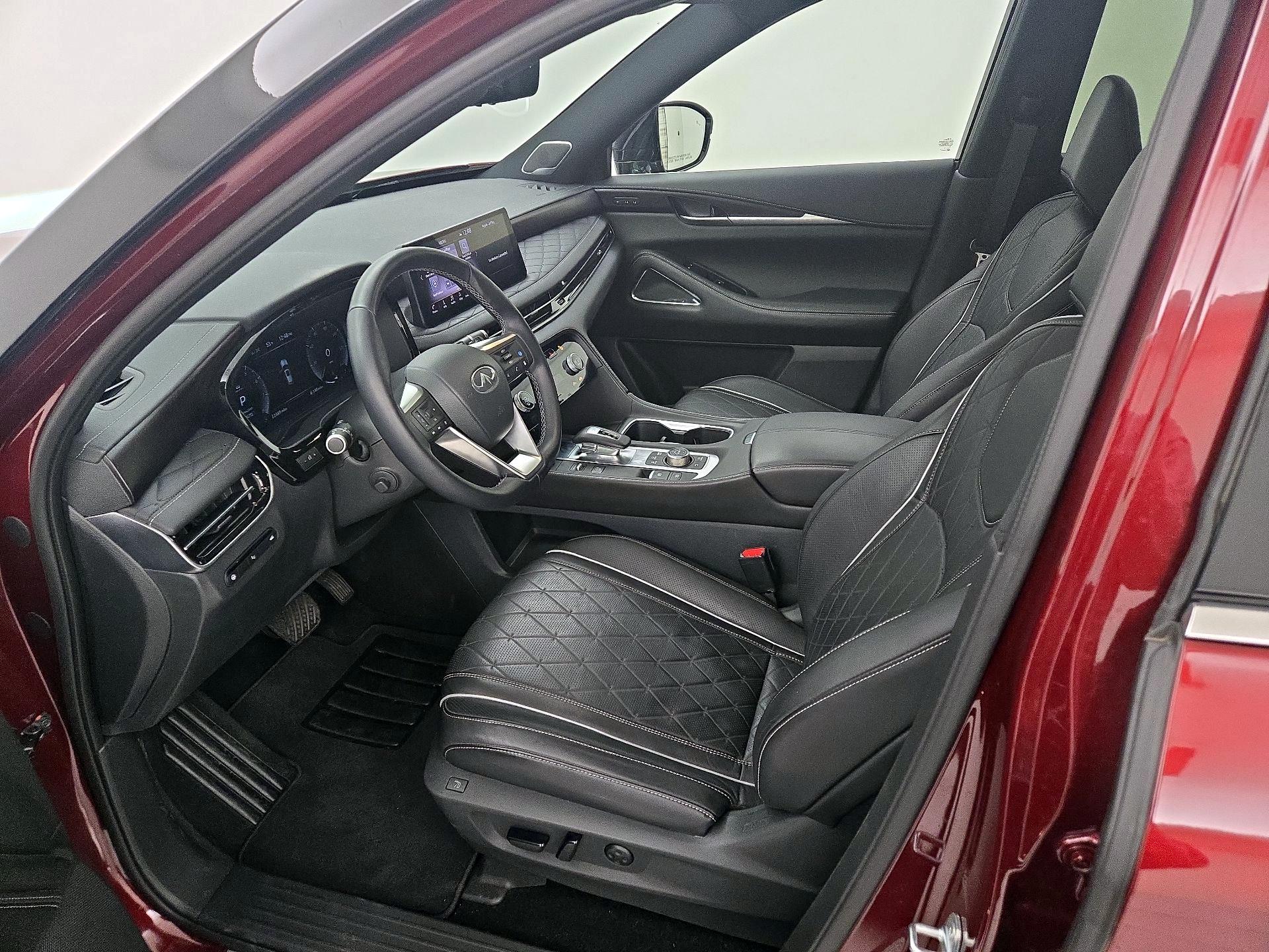 Thumbnail: 2022 INFINITI QX60 - 11