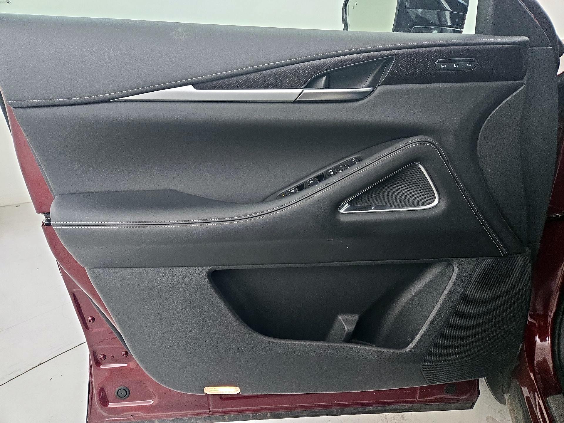 Thumbnail: 2022 INFINITI QX60 - 12