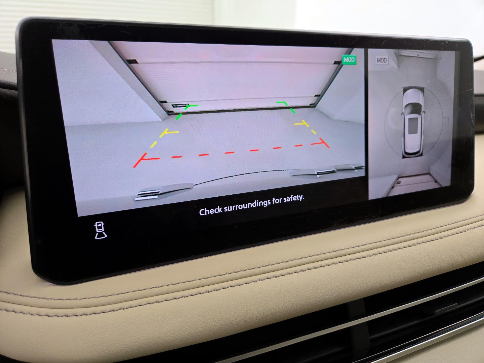 Thumbnail: 2023 INFINITI QX60 - 14