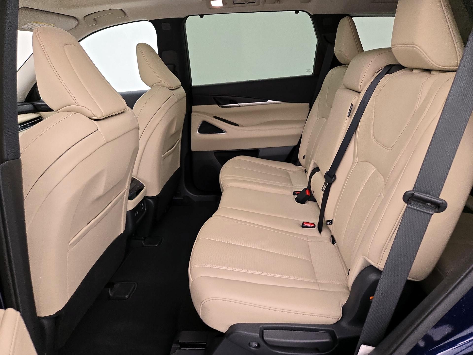 Thumbnail: 2023 INFINITI QX60 - 20