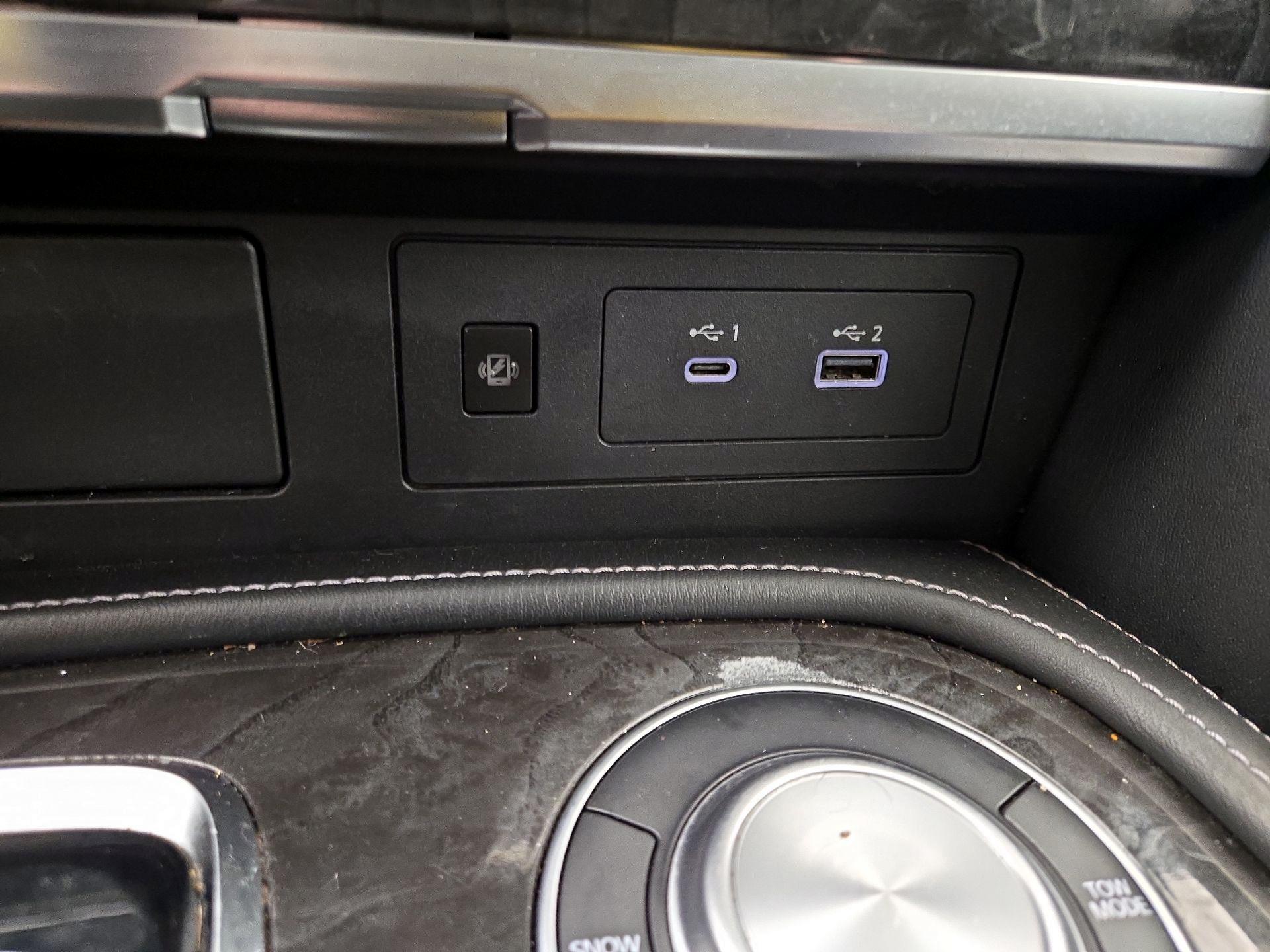 Thumbnail: 2023 INFINITI QX80 - 19