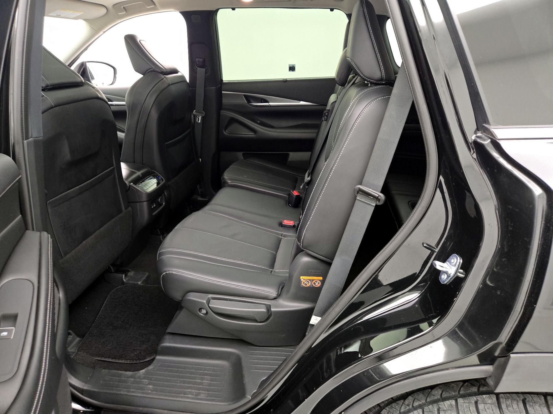 Thumbnail: 2023 INFINITI QX60 - 20