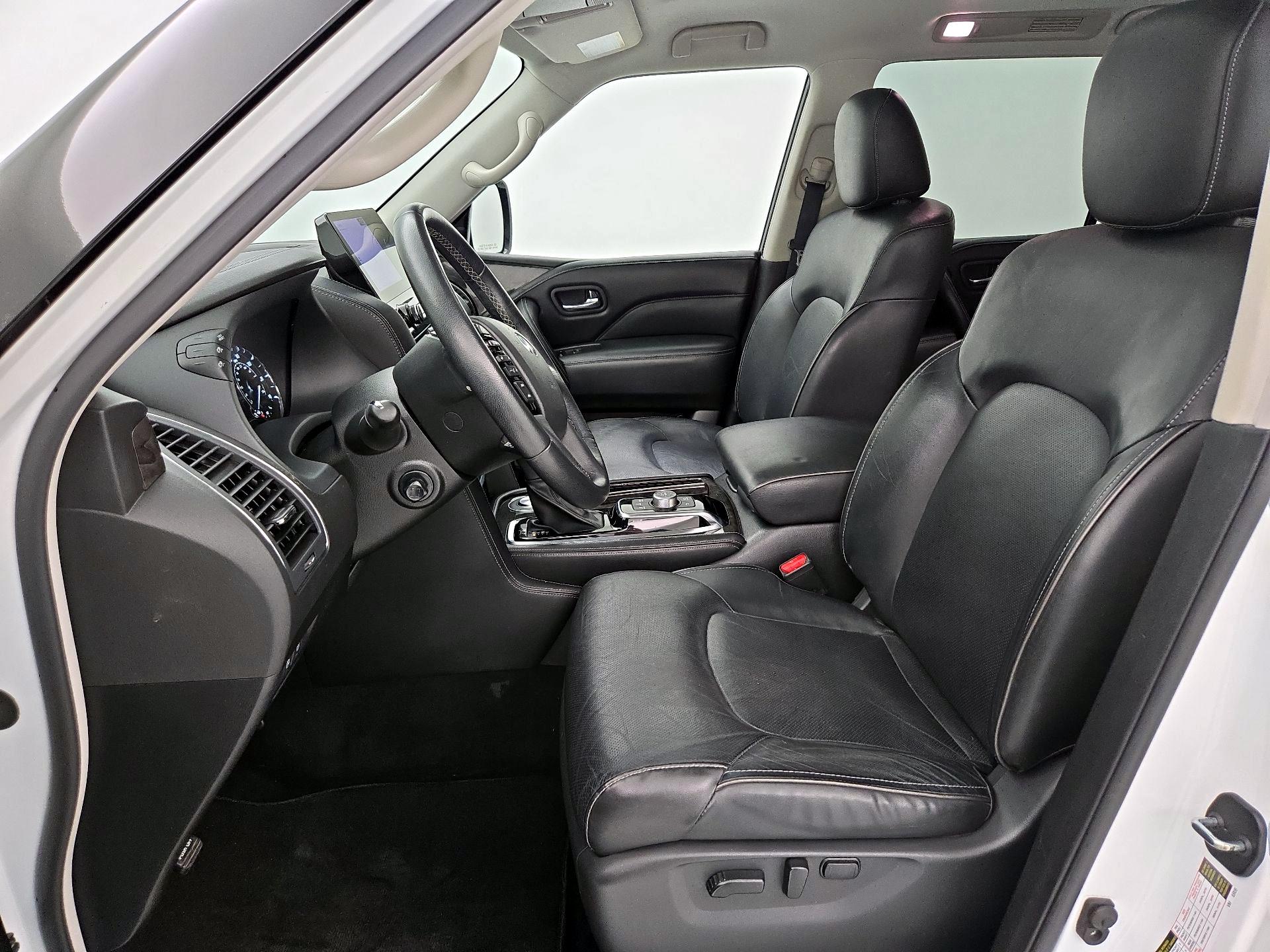 Thumbnail: 2022 INFINITI QX80 - 11