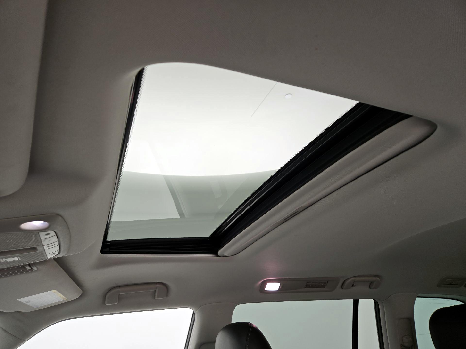 Thumbnail: 2022 INFINITI QX80 - 20