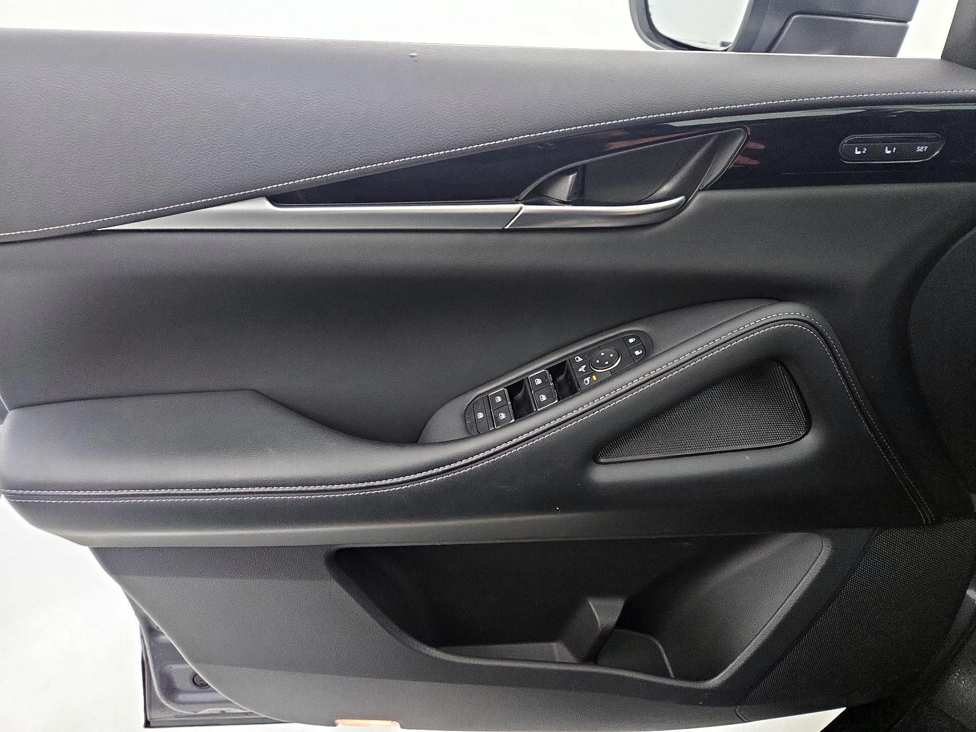 Thumbnail: 2023 INFINITI QX60 - 12