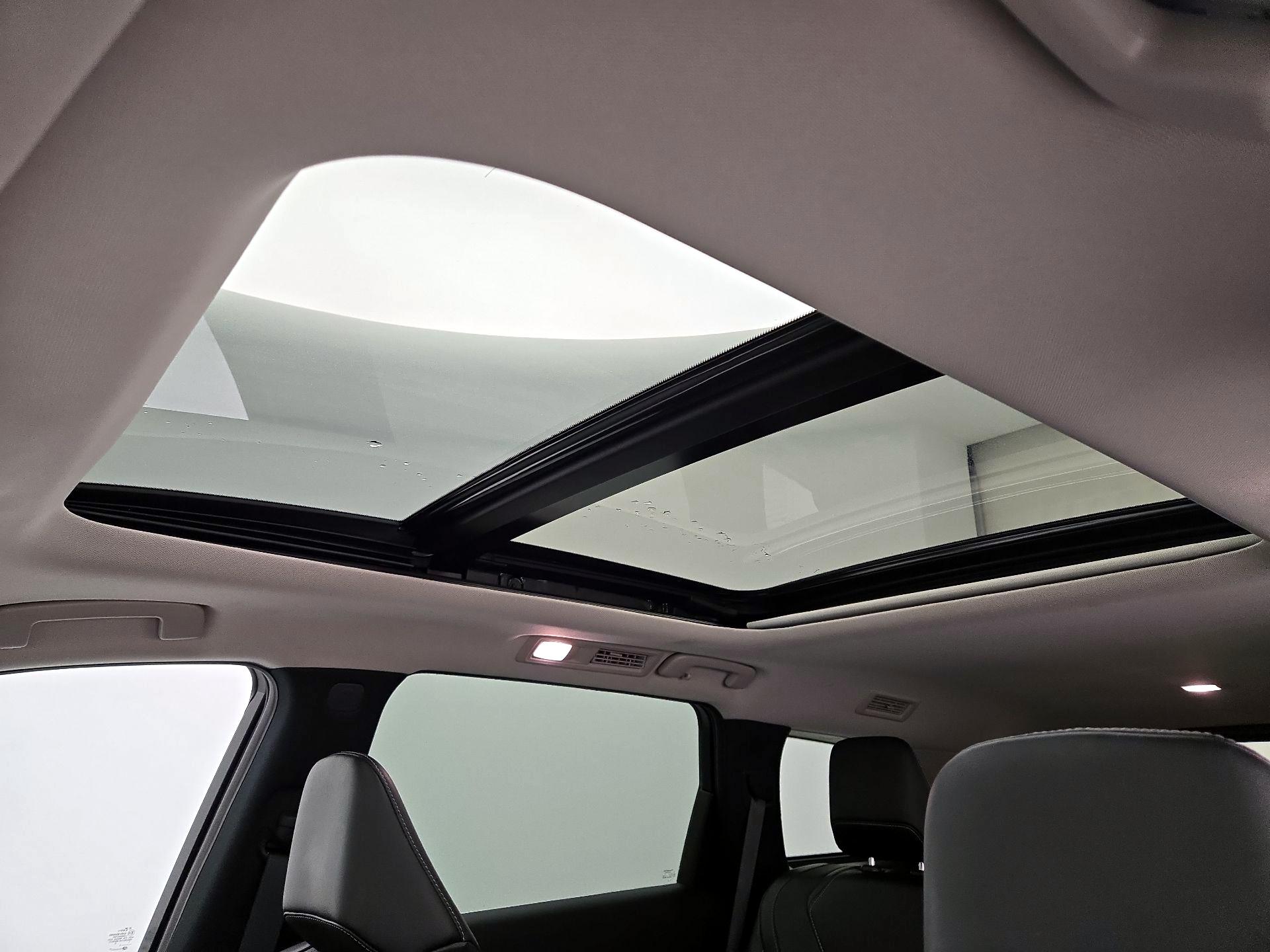 Thumbnail: 2023 INFINITI QX60 - 18