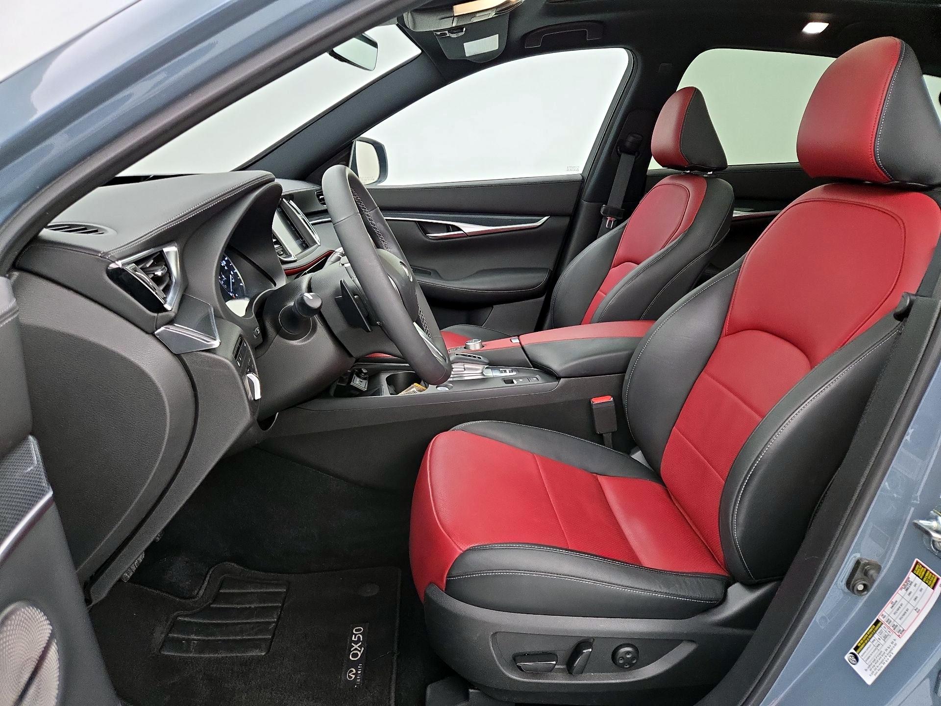 Thumbnail: 2023 INFINITI QX50 - 9