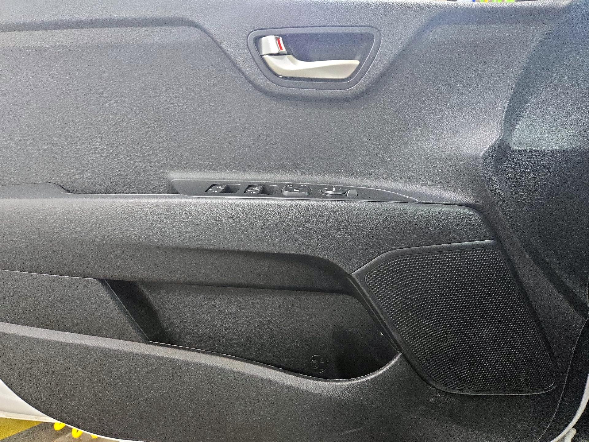 Thumbnail: 2023 Kia Rio - 12