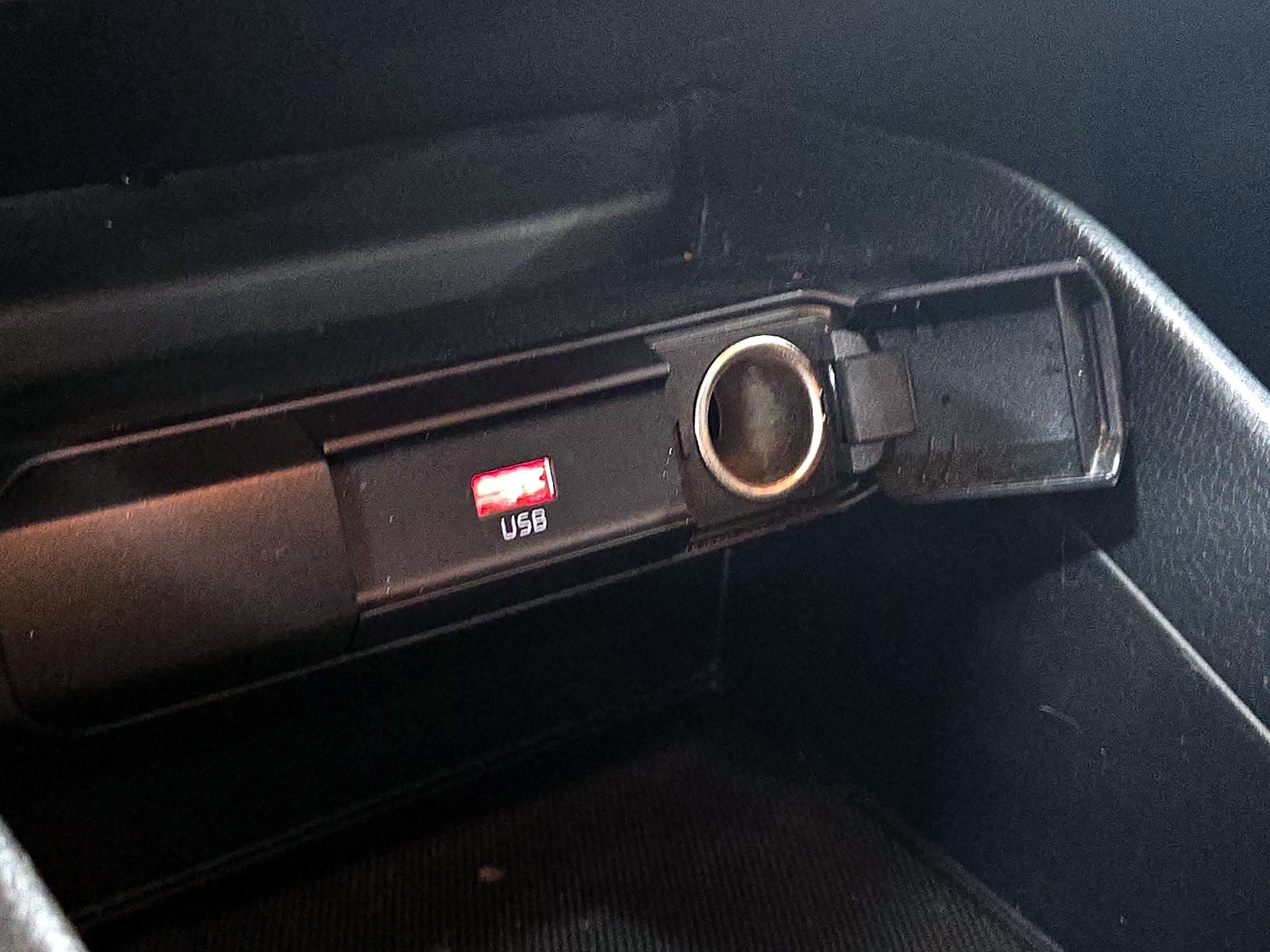 Thumbnail: 2023 Kia Rio - 18