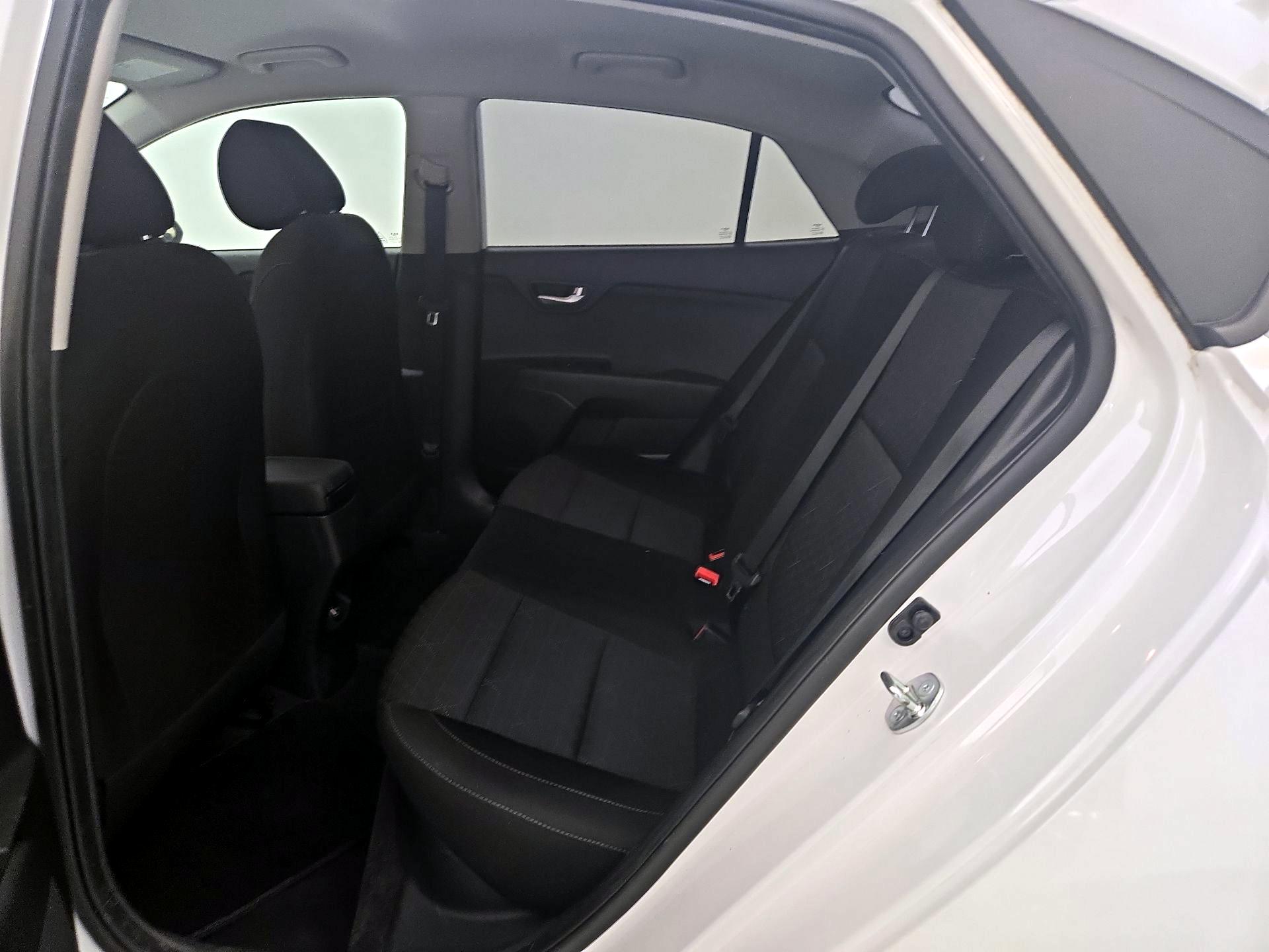 Thumbnail: 2023 Kia Rio - 19