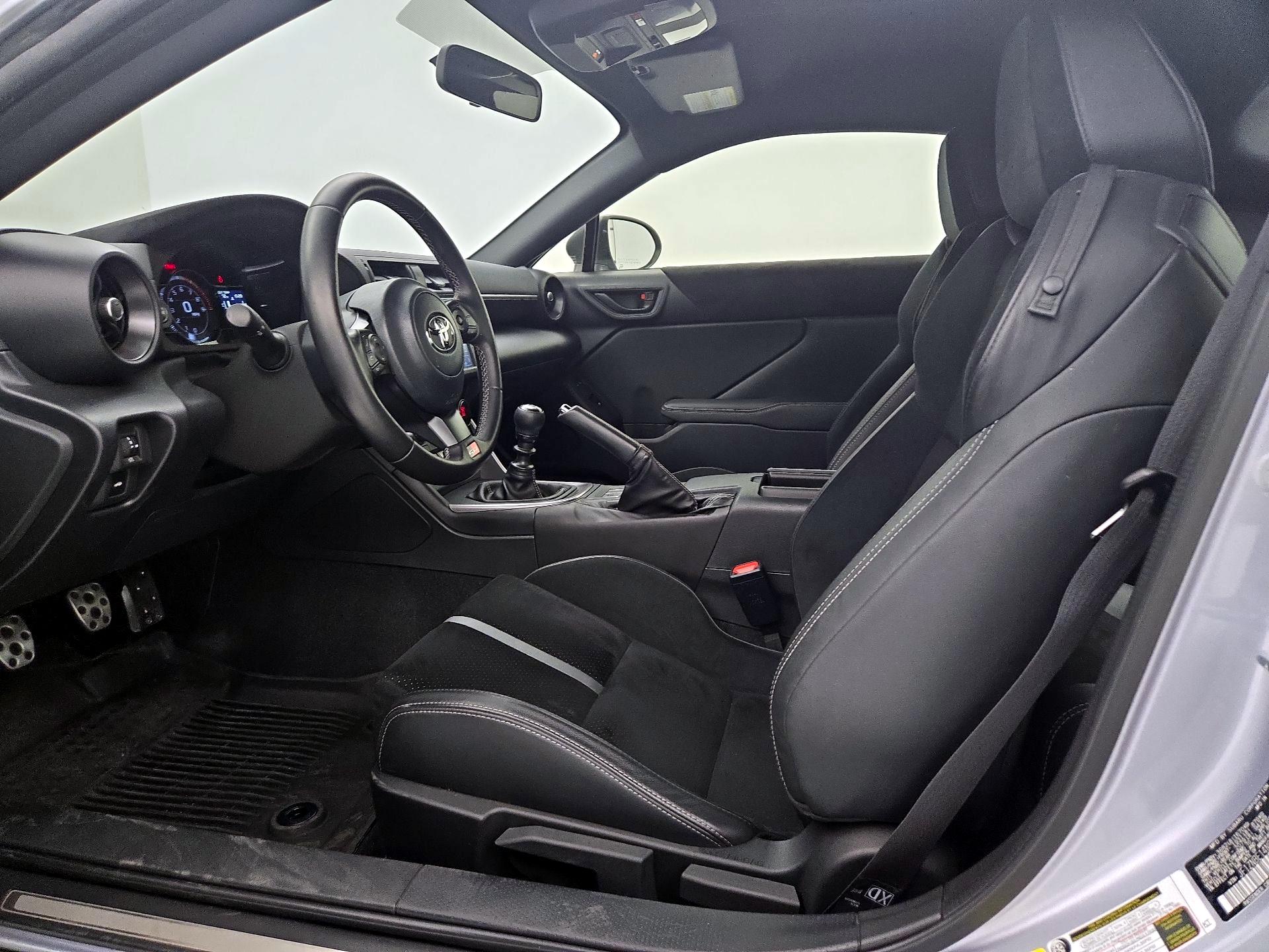 Thumbnail: 2022 Toyota GR86 - 11